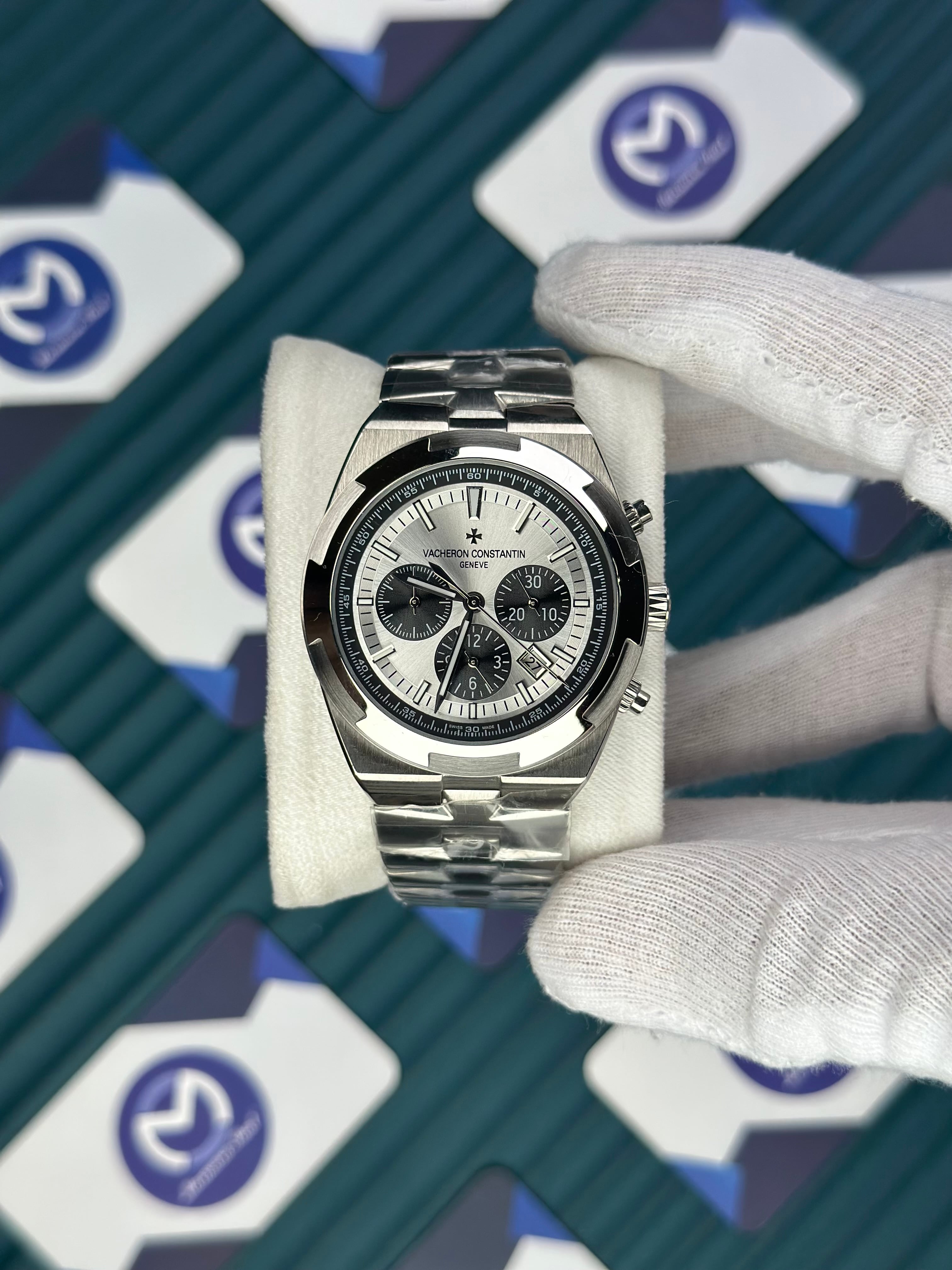VACHERON CONSTANTIN WHITE OVERSEAS BLACK CHRONOGRAPH SILVER