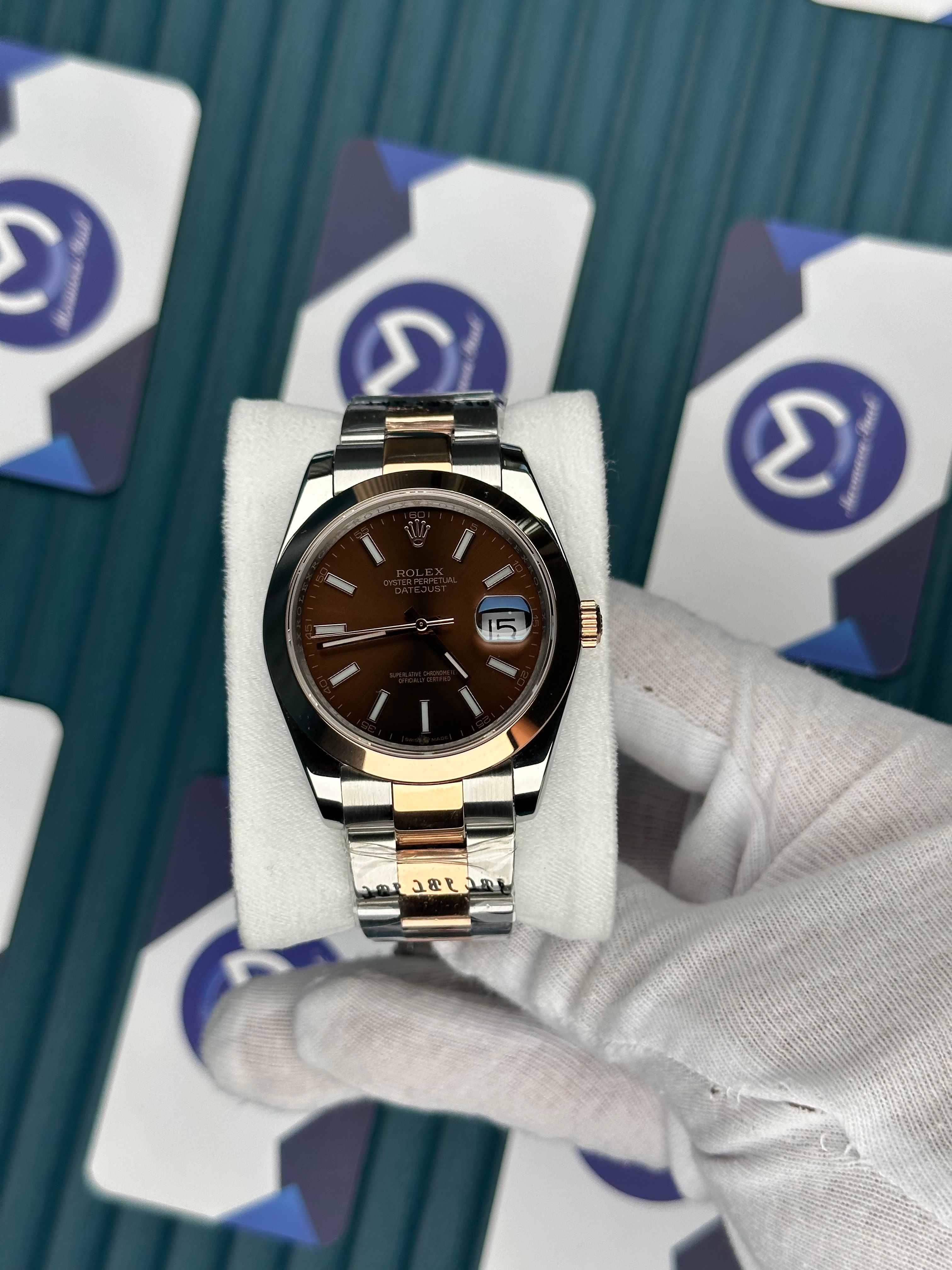 ROLEX DATEJUST CHOCOLATE OVAL BEZEL ROSESILVER OYSTER