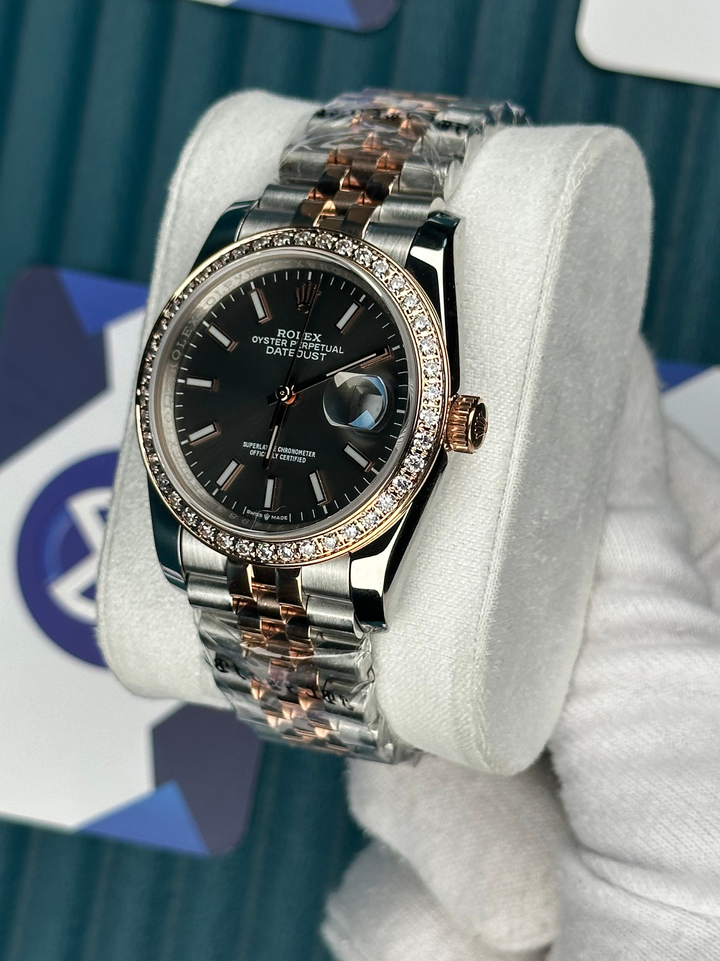 ROLEX 36 GREY DIAL ROSE-SILVER JUBILEE