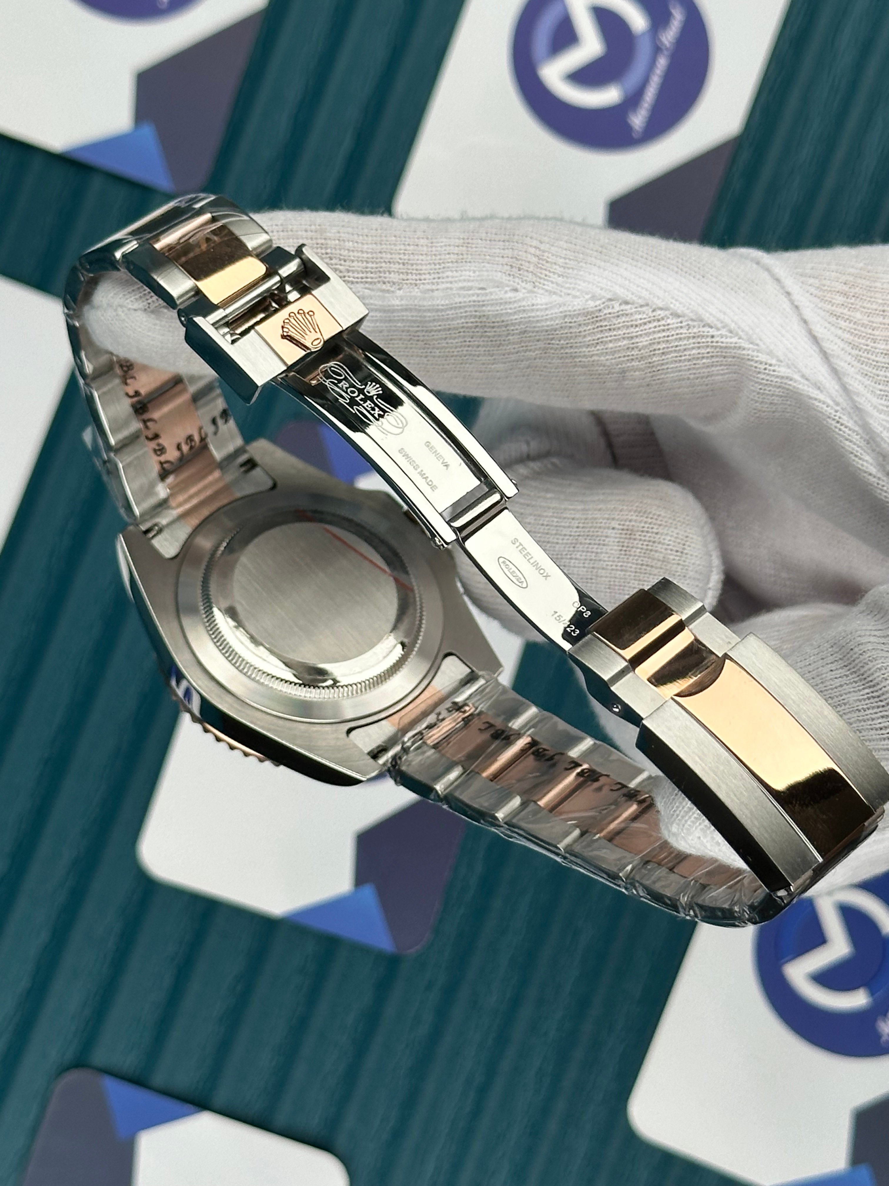 ROLEX GMT MASTER II ROOT BEER 