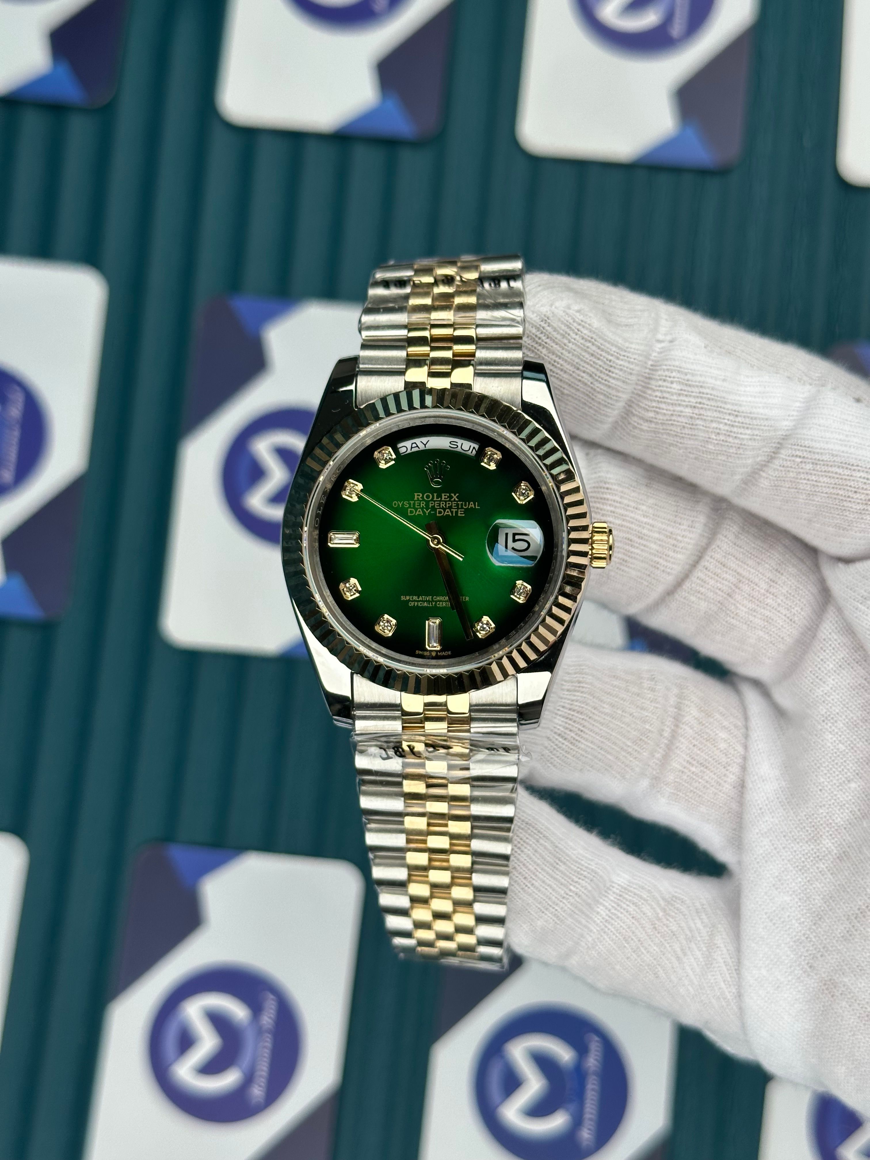 ROLEX DAY-DATE GREEN DIAL DIAMOND INDEX GOLD-SILVER JUBILE