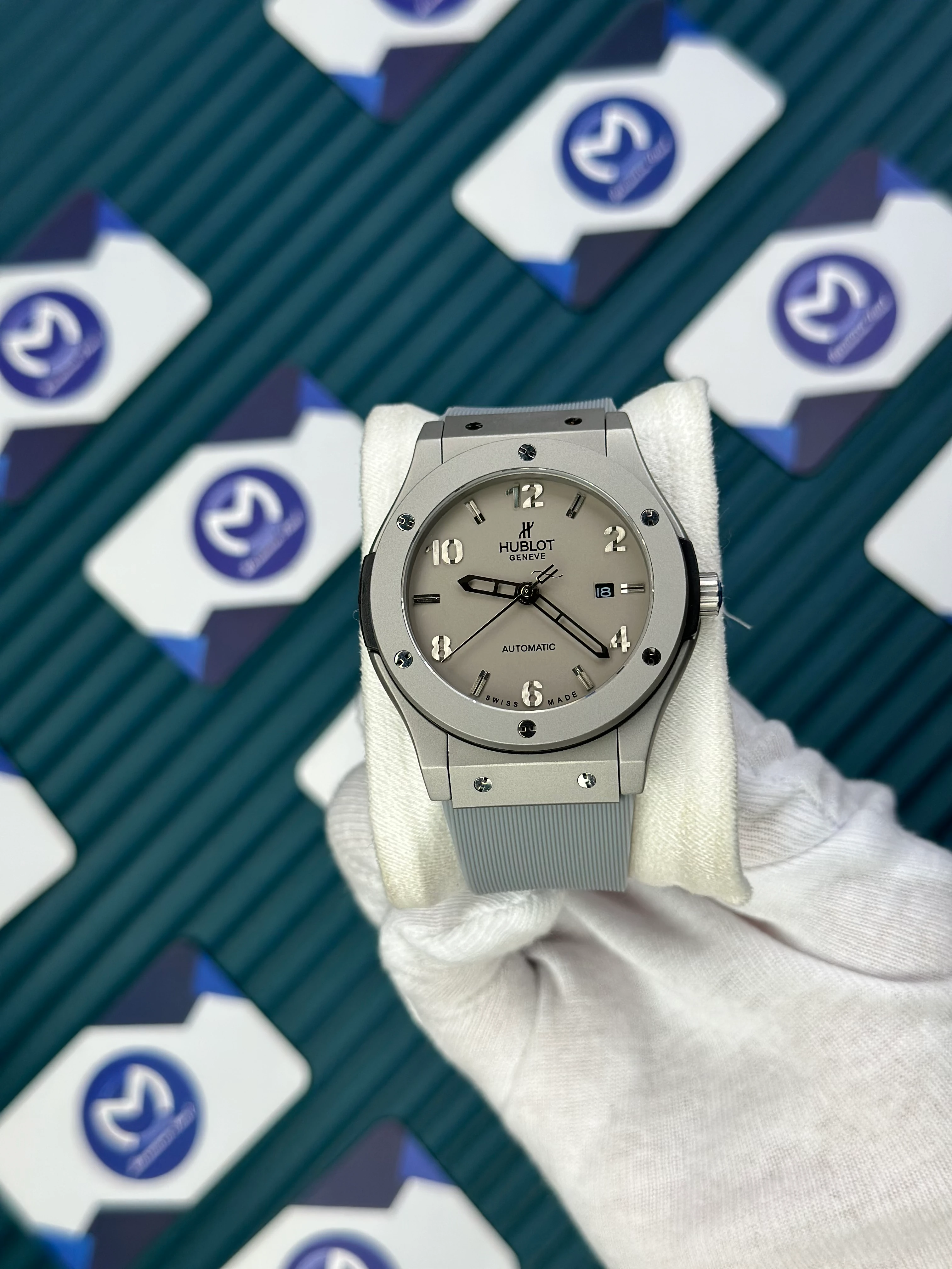 HUBLOT GENEVE AUTOMATIC VENDOME GREY DIAL GREY CASE GREY RUBBER CORD 