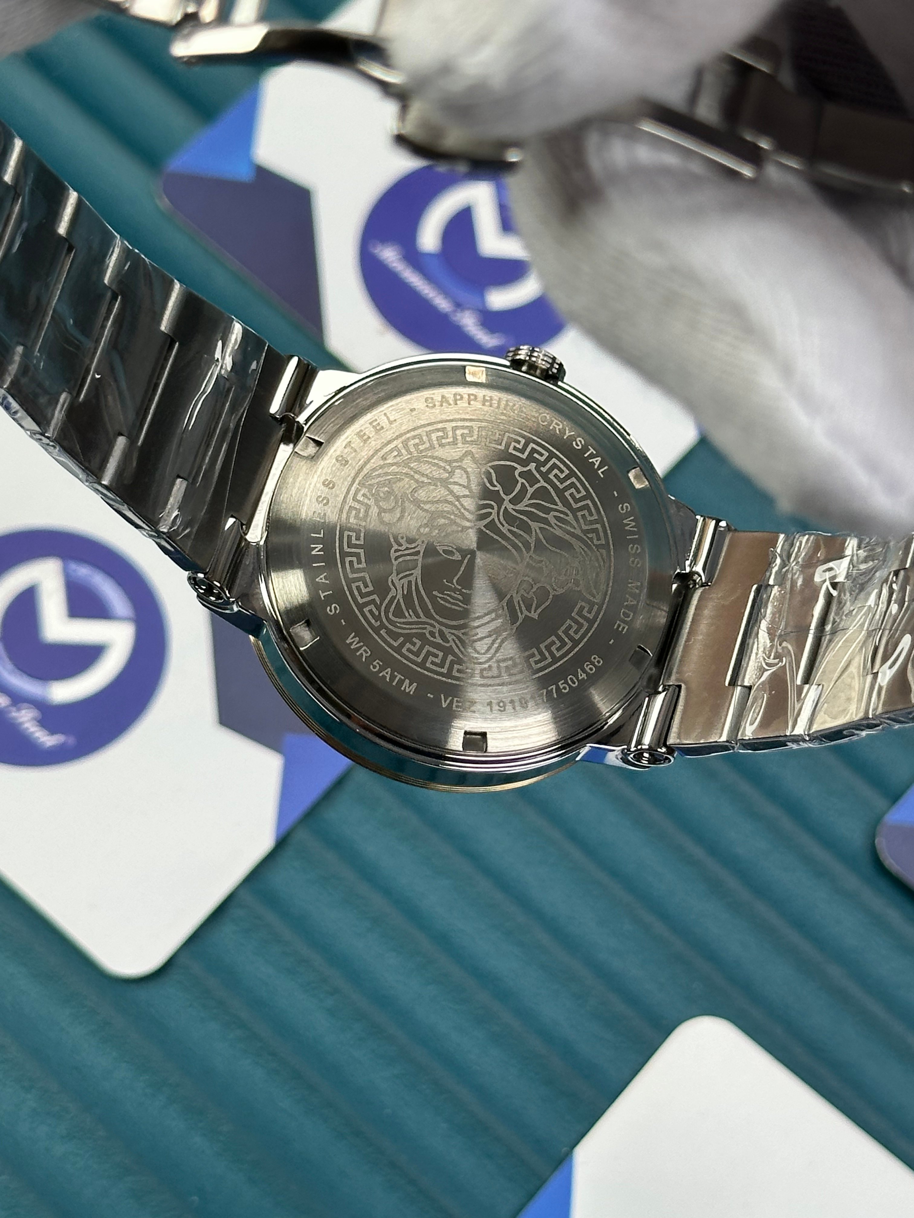 VERSACE BLUE DIAL SECOND CHRONOGRAPH GOLD-SILVER
