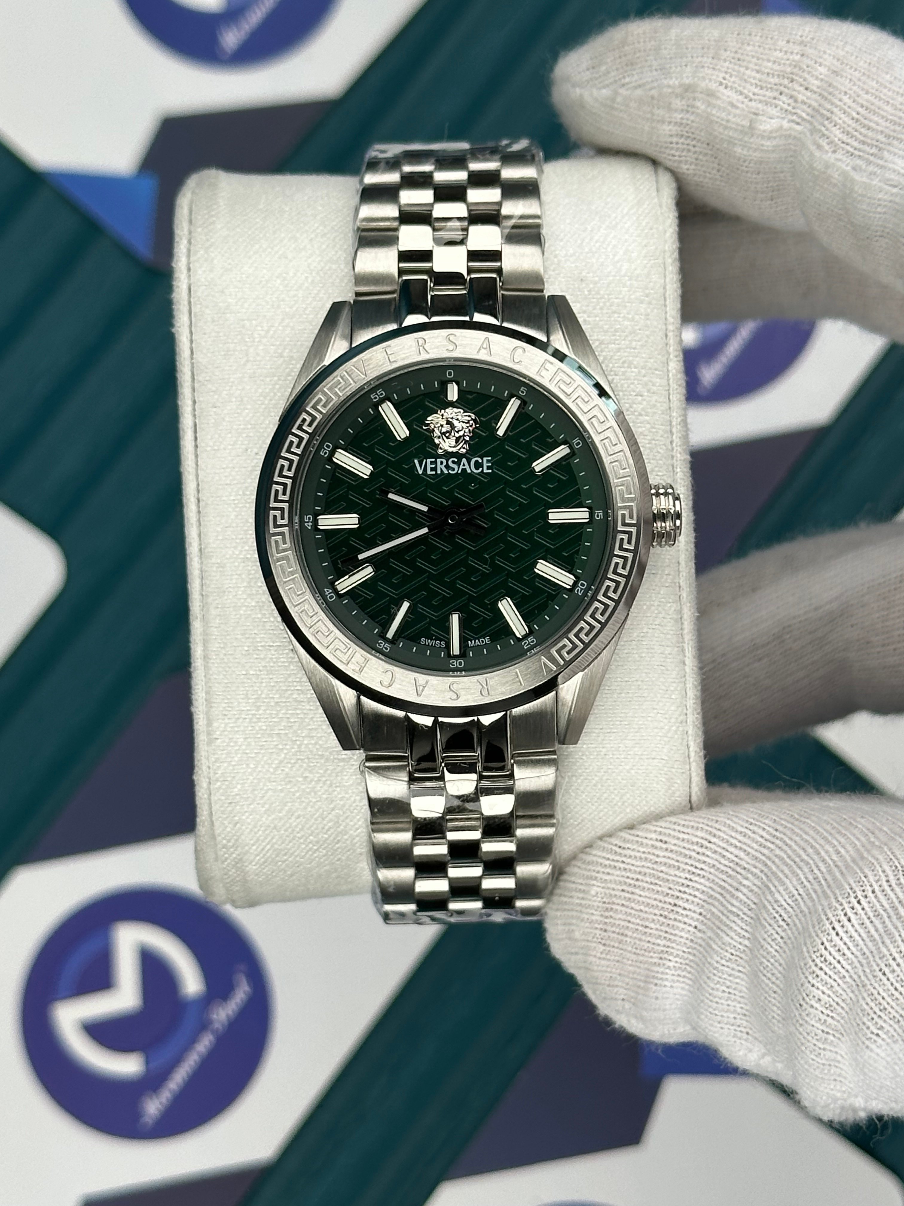 VERSACE 36 GREEN DIAL SILVER JUBILE