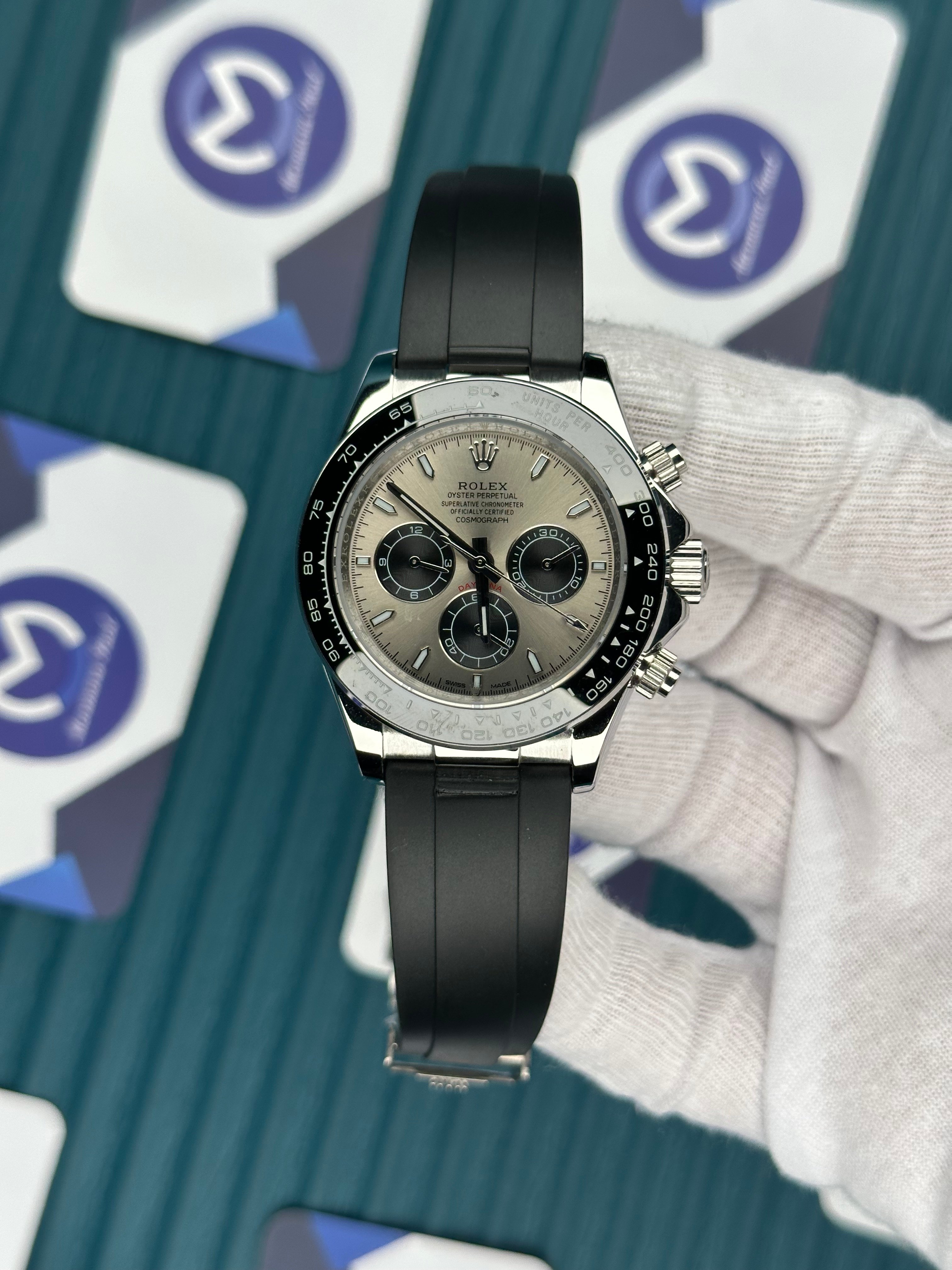ROLEX DAYTONA GREY DIAL SILVER CASE OYSTERFLEX
