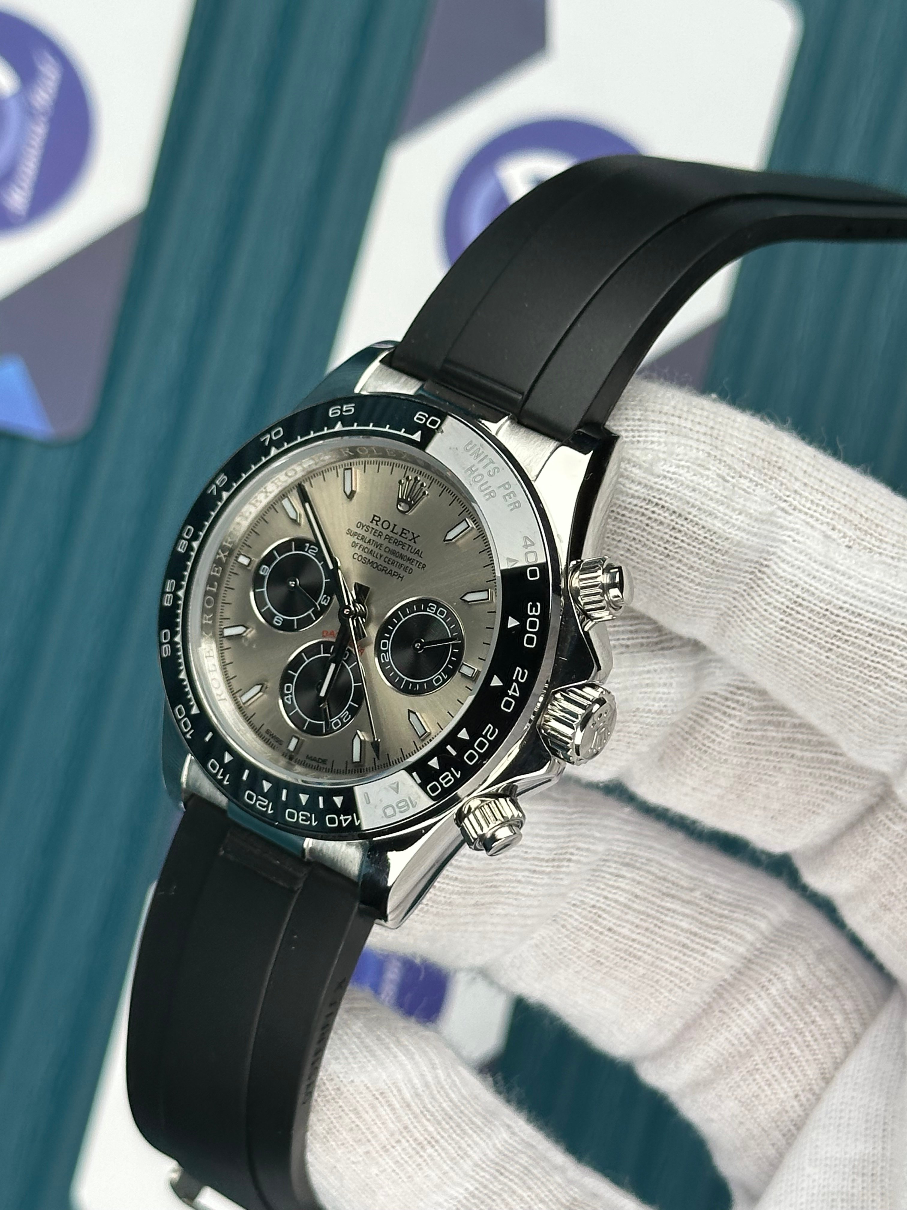 ROLEX DAYTONA GREY DIAL SILVER CASE OYSTERFLEX