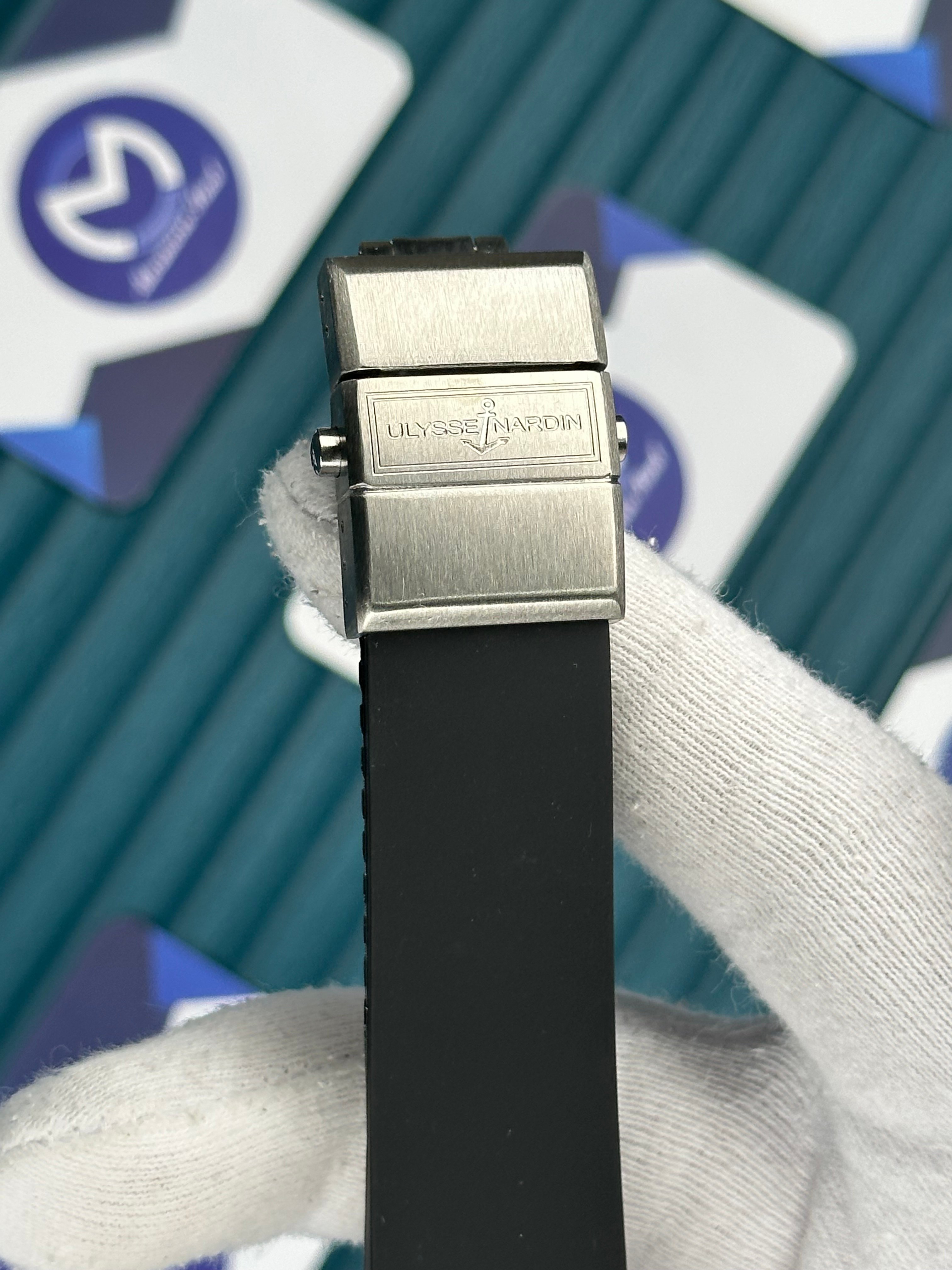 Ulysse Nardin Hammerhead Shark Silver Black