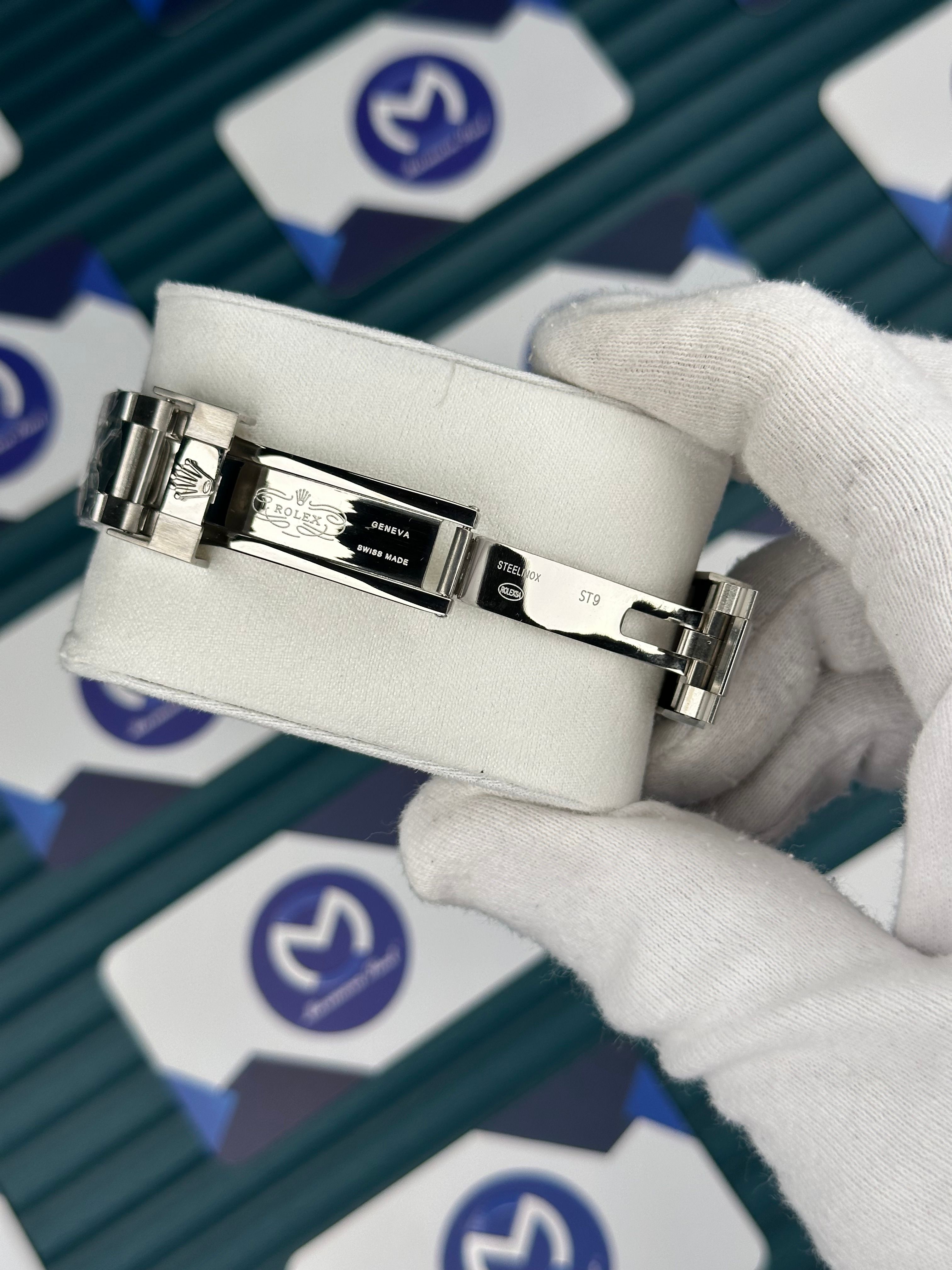 Rolex Daytona Turkuaz Kadran Taşlı Bezel