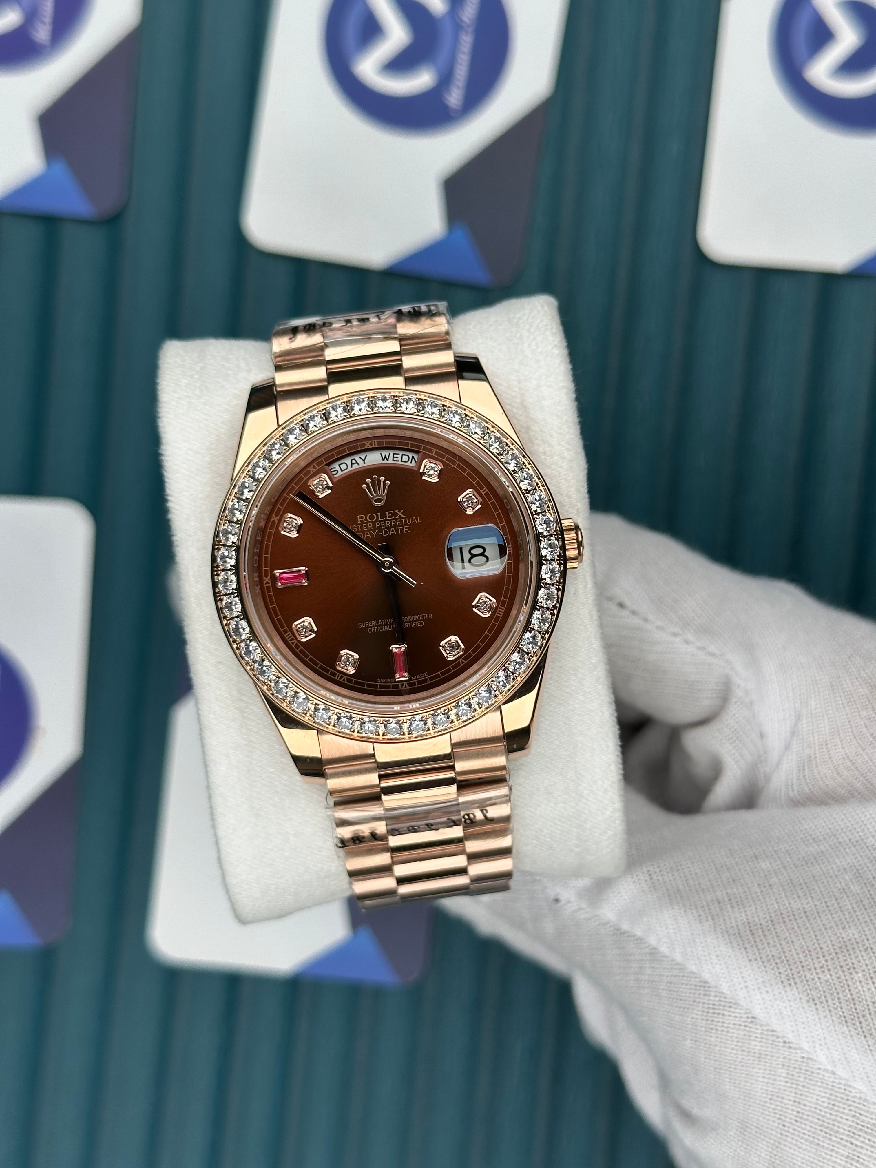 ROLEX DAY-DATE CHOCOLATE DIAL DIAMND INDEX AND BEZEL ROSE PRESIDENT