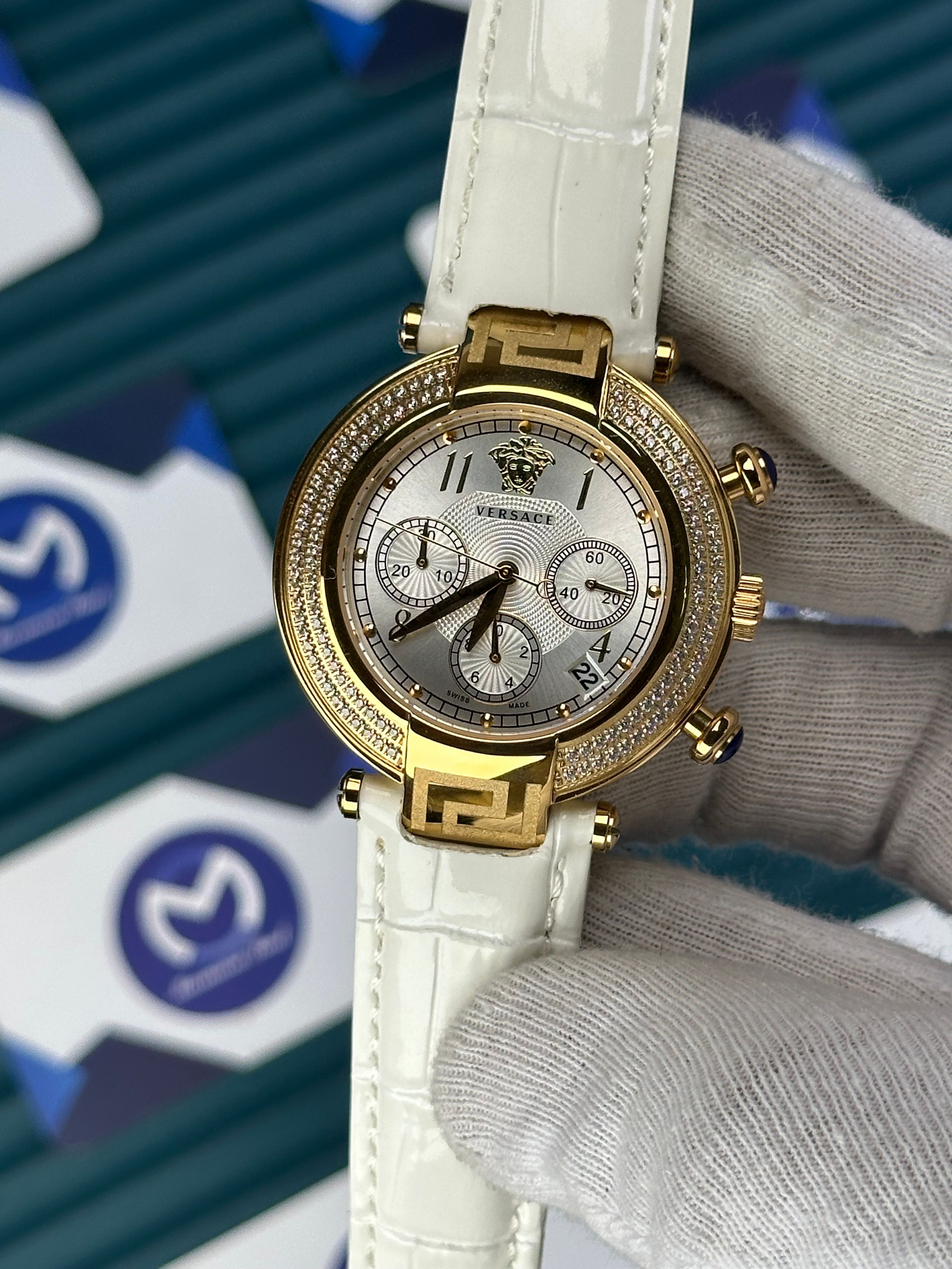 VERSACE 38 WHITE DIAL GOLD CASE DIAMOND BEZEL CHRONOGRAPH WHITE LEATHER CORD