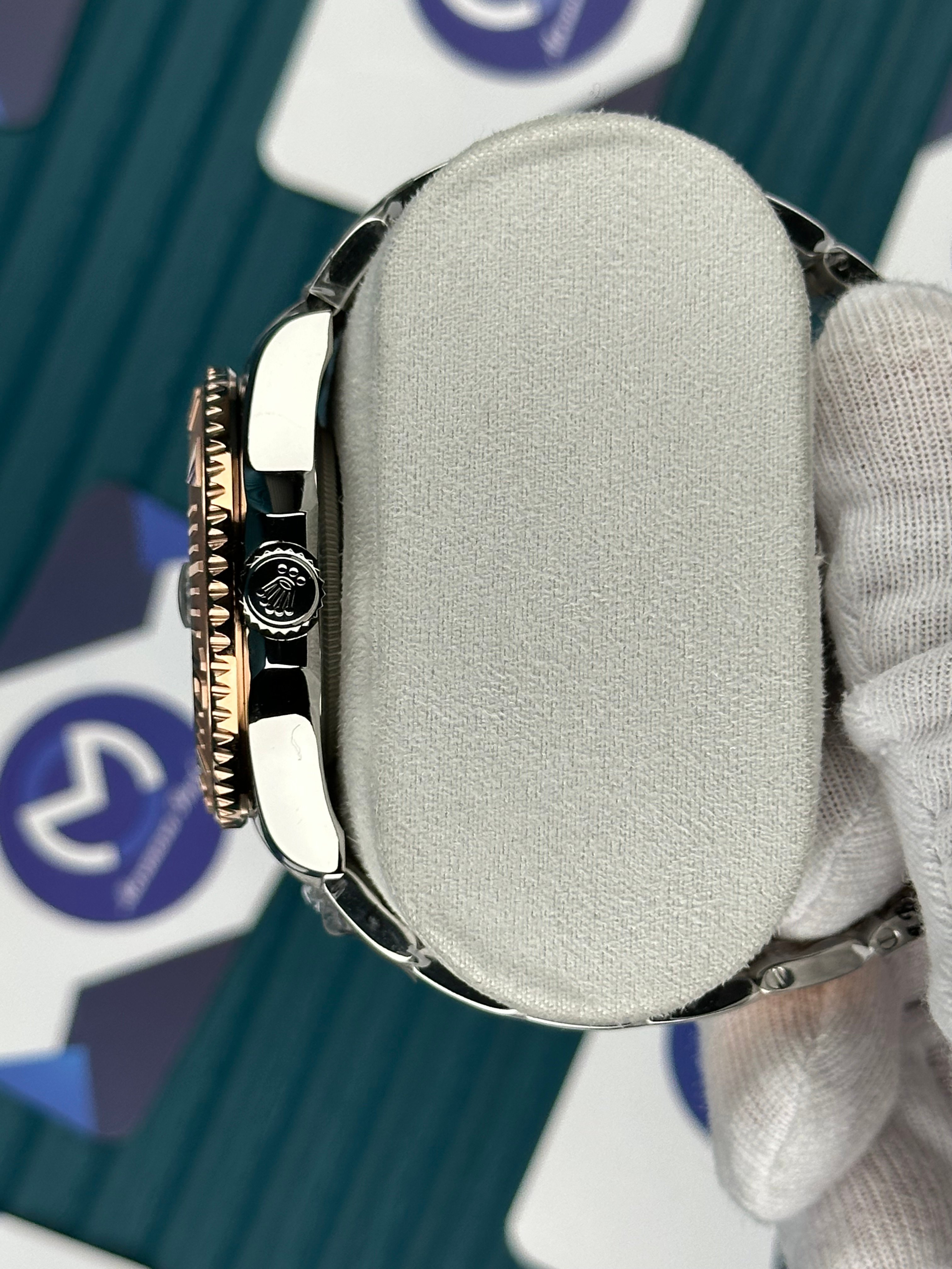ROLEX YACHT-MASTER BROWN DIAL ROSE BEZEL ROSE-SILVER OYSTER