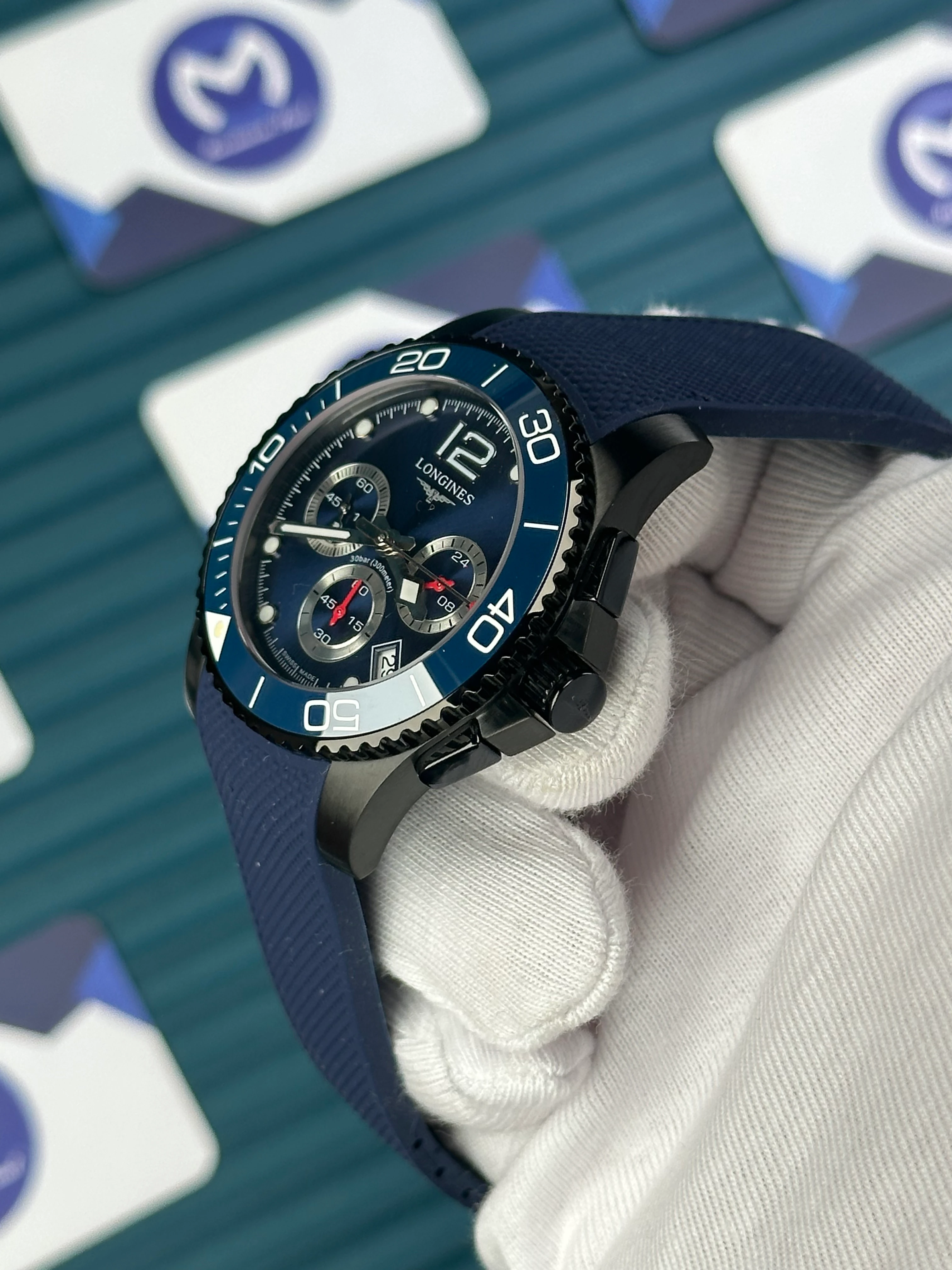 LONGINES HYDROCONQUEST AUTOMATIC BLUE DIAL CHRONOGRAPH BLUE RUBBER CORD