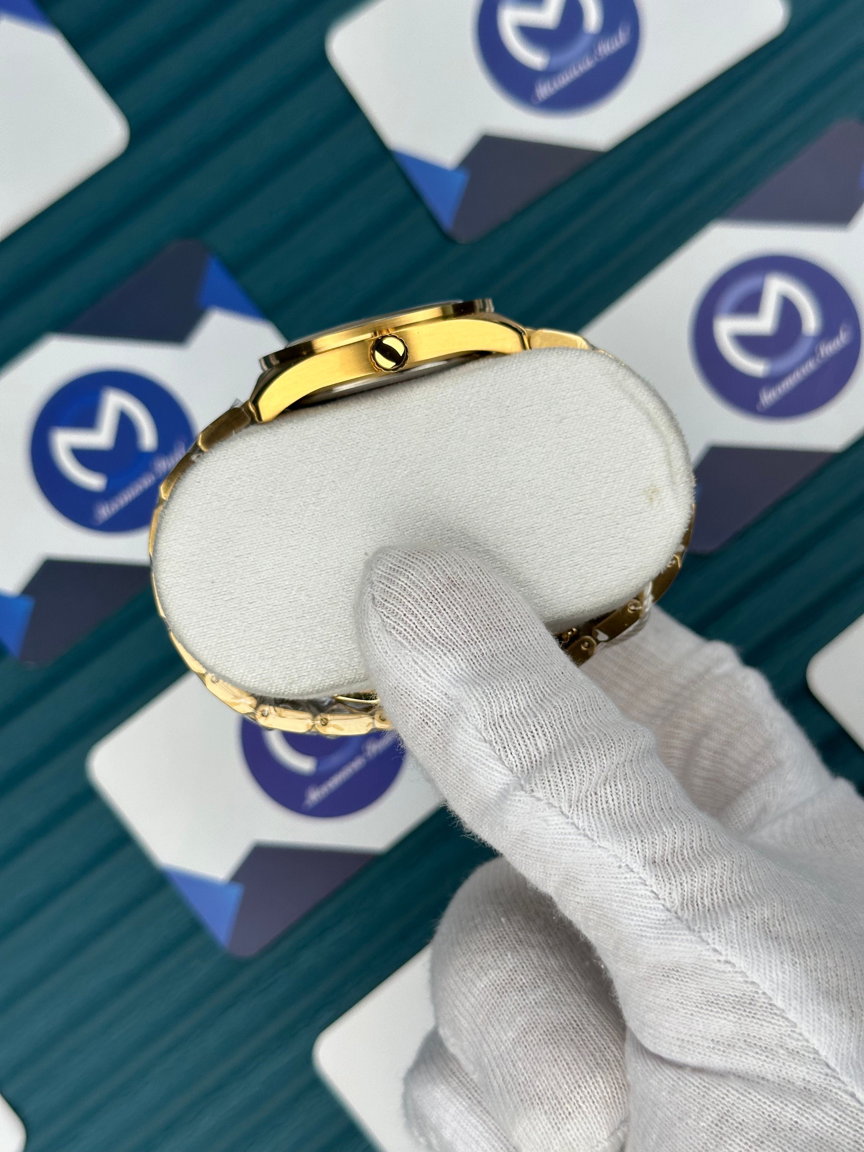 VERSACE 36 GOLD KADRAN DESENLİ BEZEL GOLD KORDON
