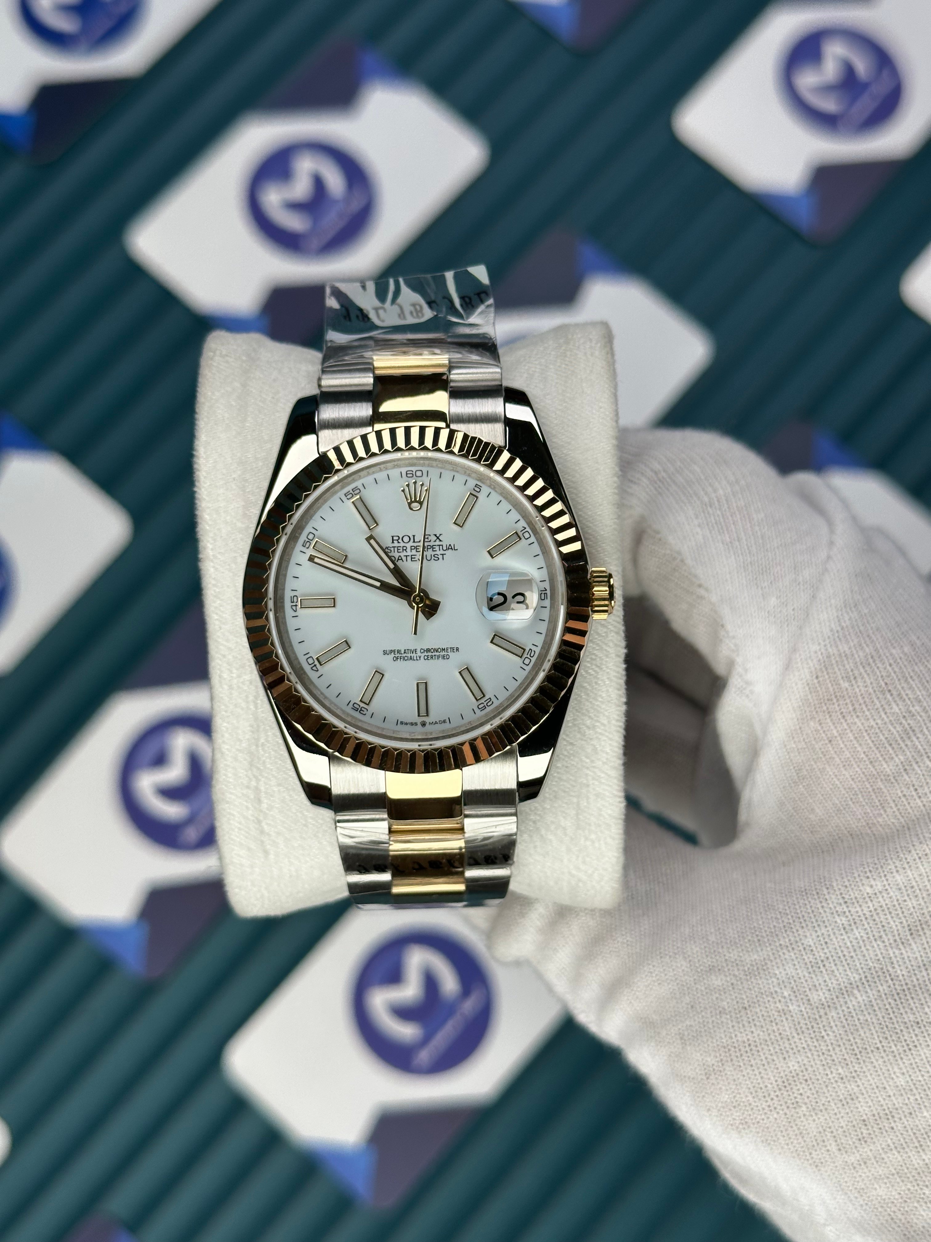 ROLEX DATEJUST WHITE DIAL GOLD-SILVER OYSTER