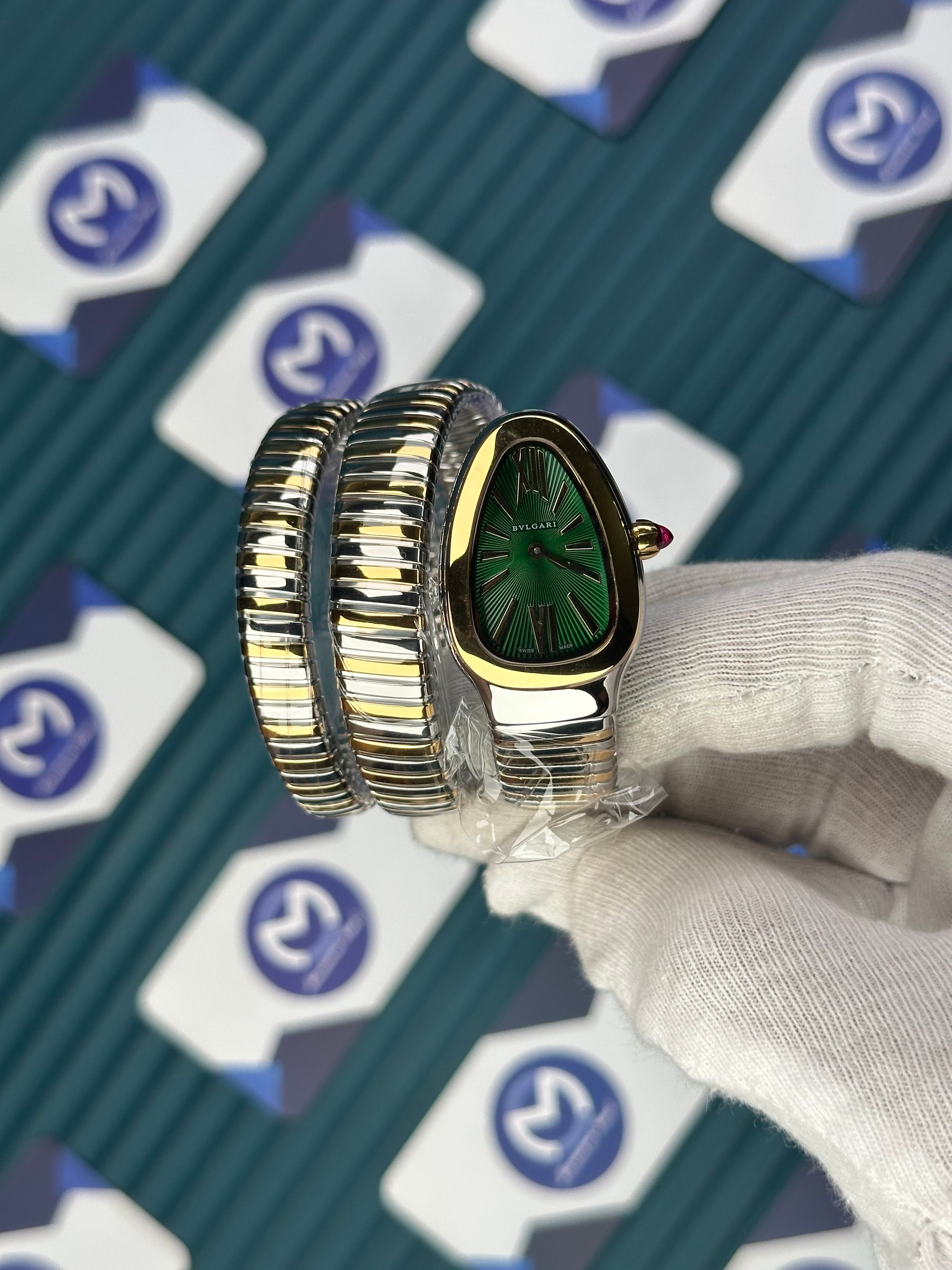 BVLGARI SERPENTI GREEN DIAL GOLD-SILVER LONG TUBOGAS