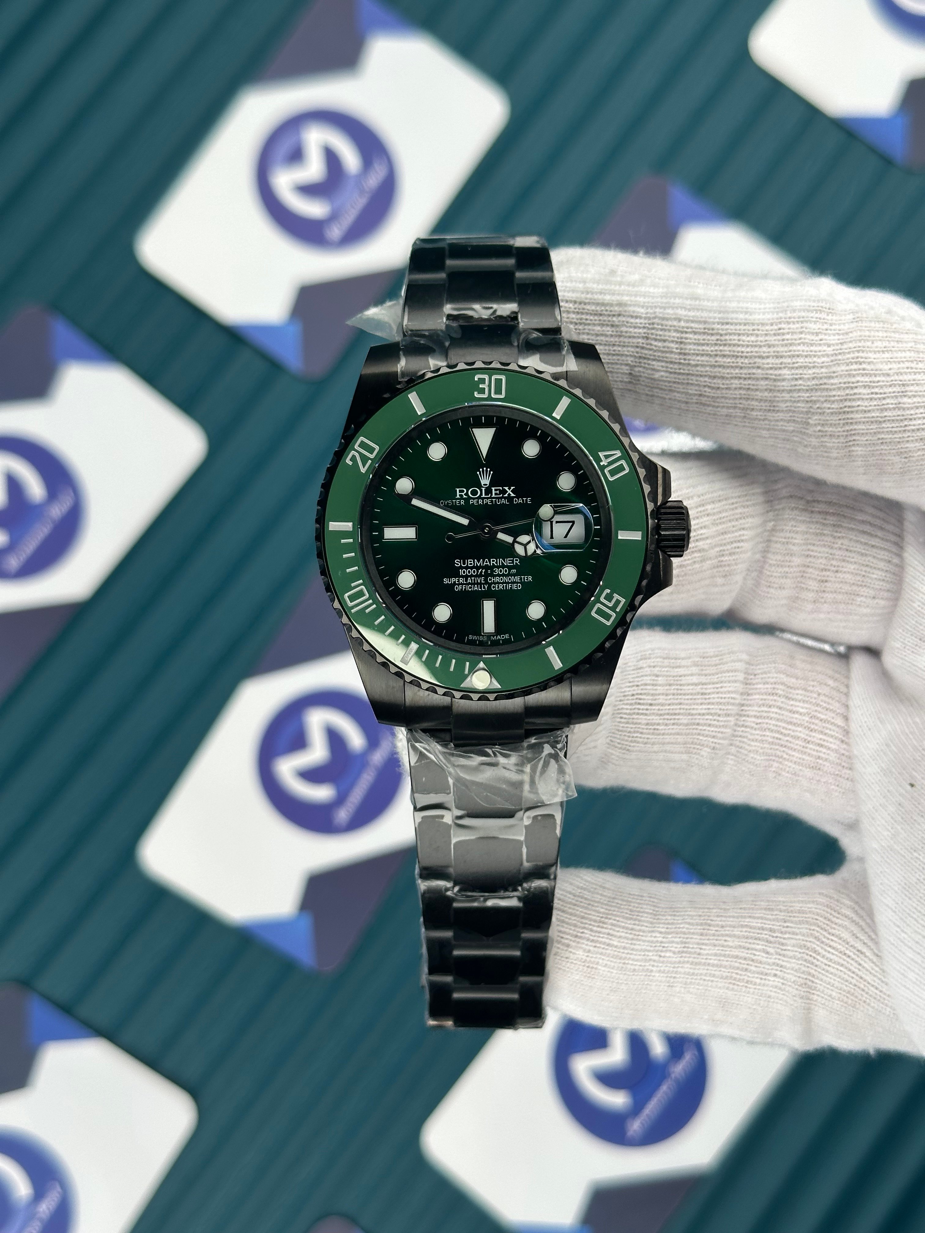 ROLEX SUBMARINER GREEN DIAL BLACK OYSTER