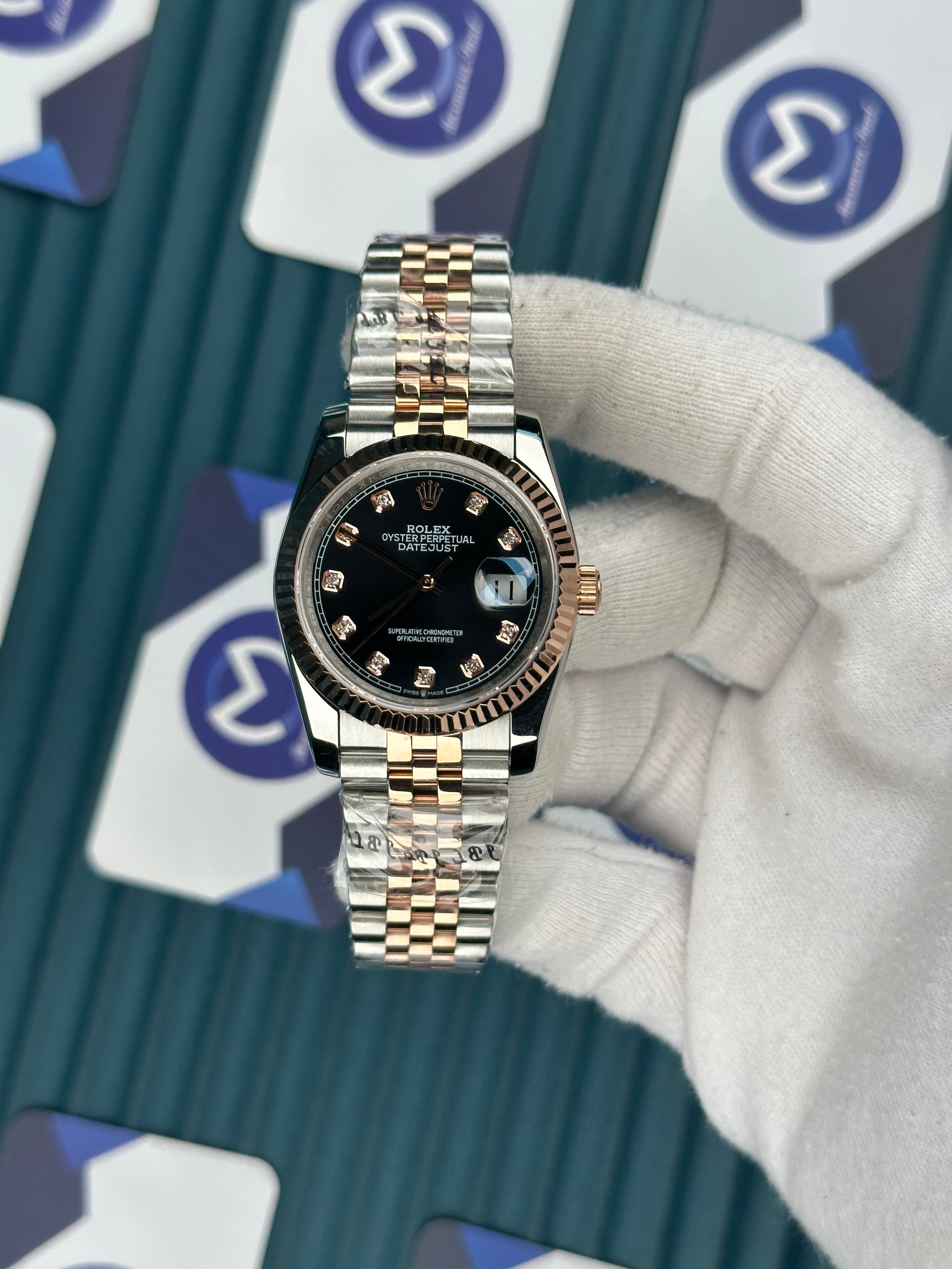 ROLEX 36 SİYAH KADRAN PIRLANTA INDEX ROSE-SILVER JUBILEE