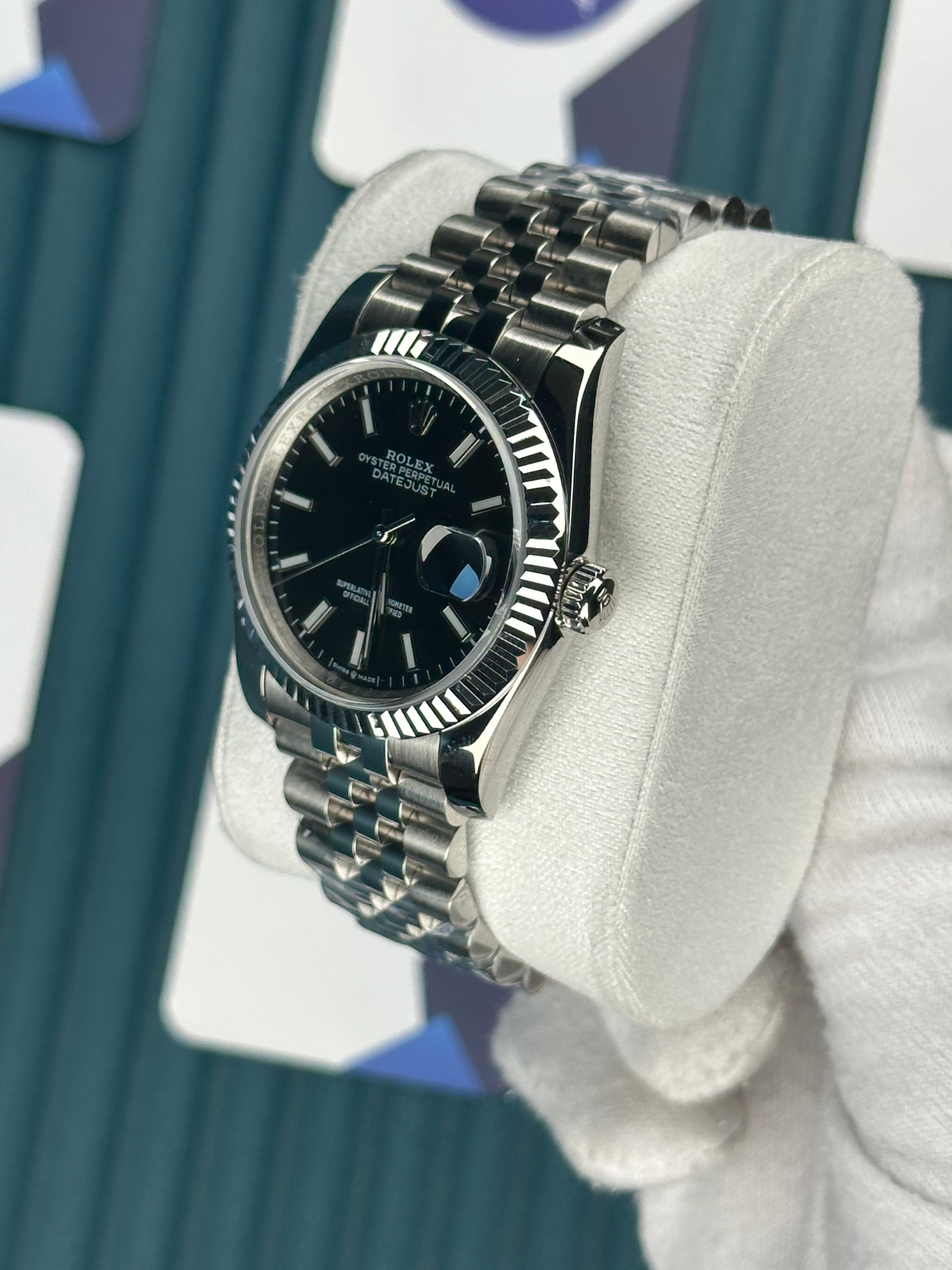 ROLEX 36 BLACK DIAL SILVER JUBILEE