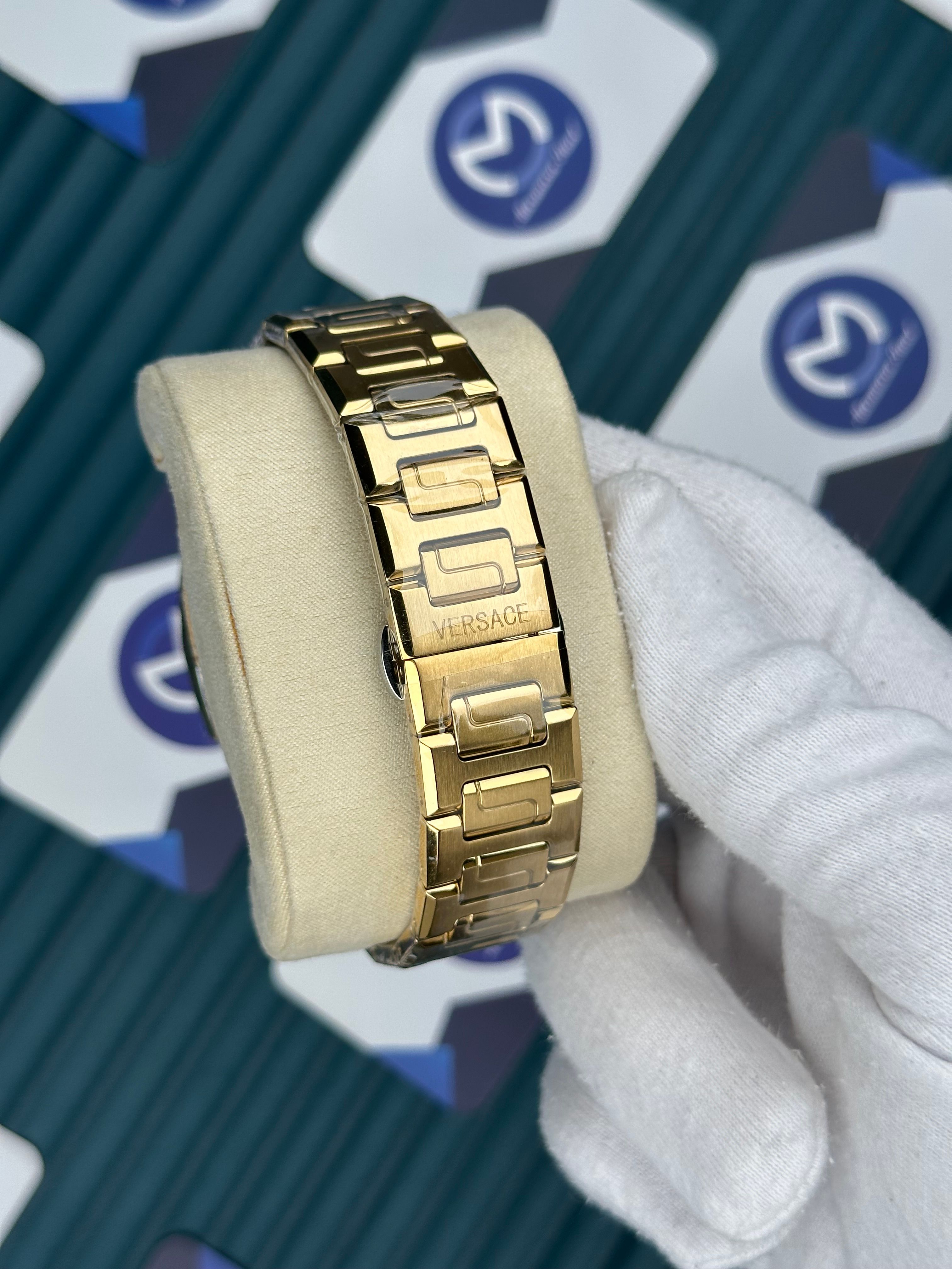 Versace Gold Yeni Nesil 3D Logolu Beyaz Kadran