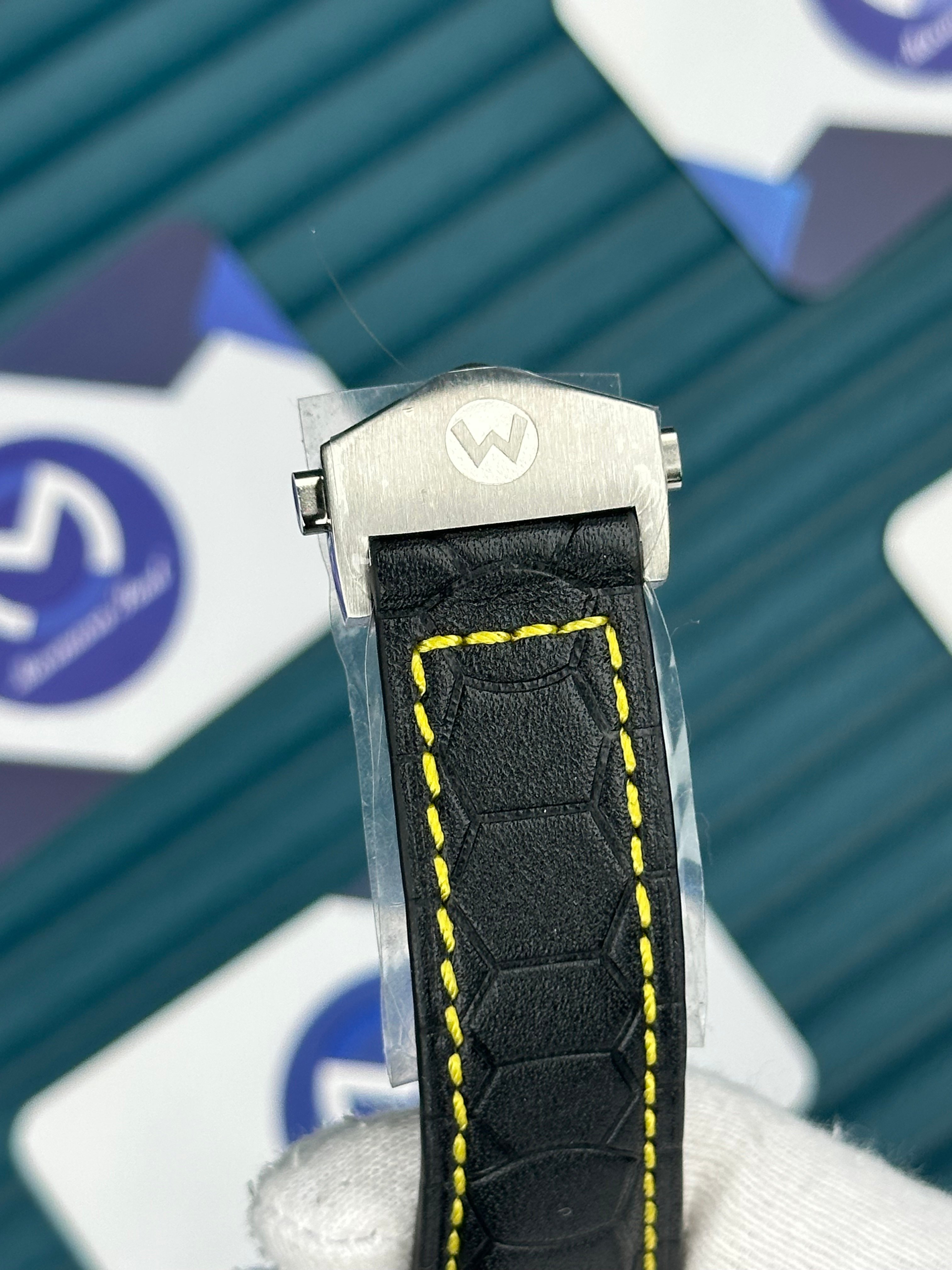 Tagheuer Formula 1 Calibre 15 Deri Kordon Sarı Şerit Detay
