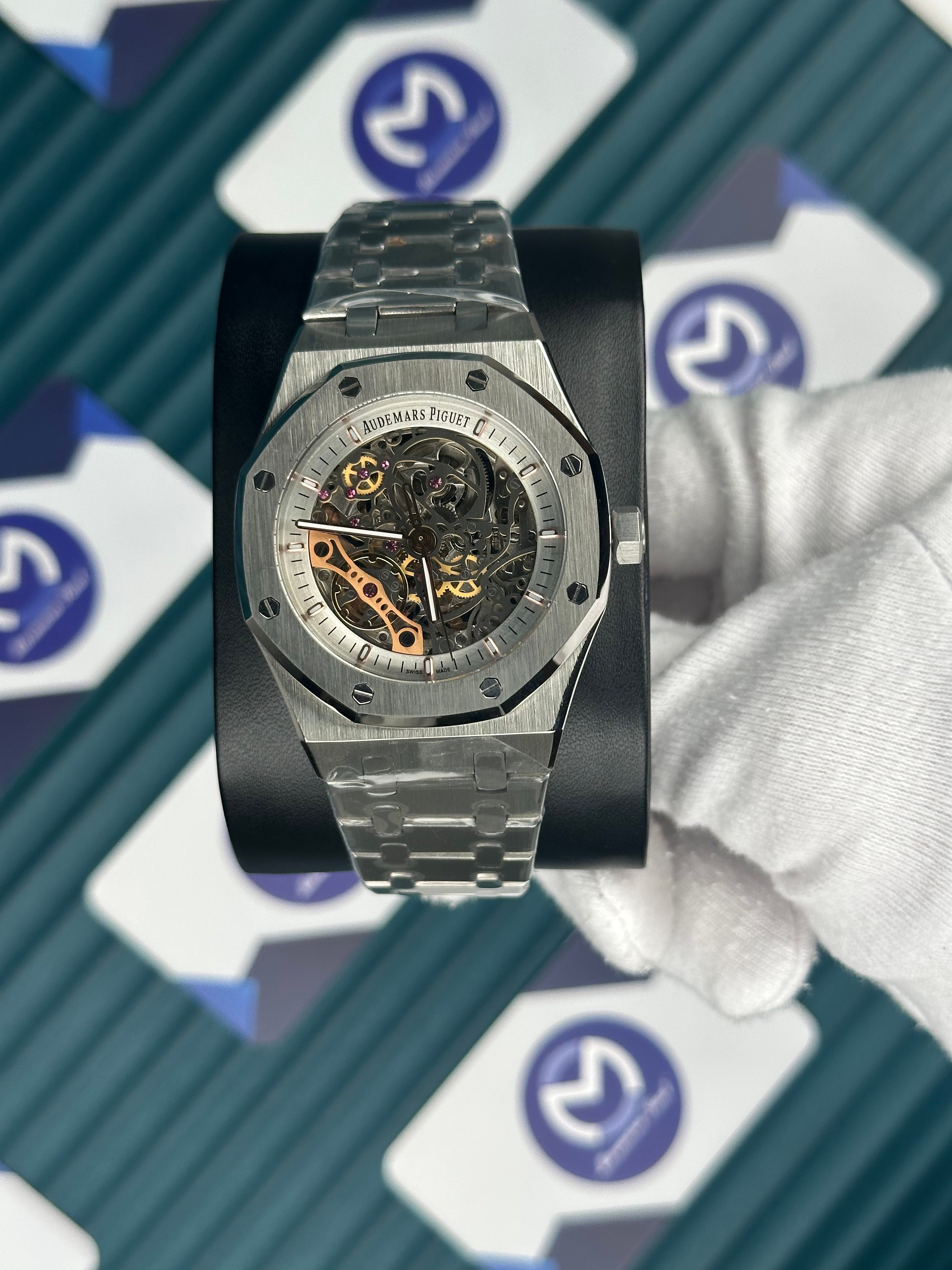 Audemars Piguet Royal Oak Gümüş Kordon Beyaz Kadran İskelet