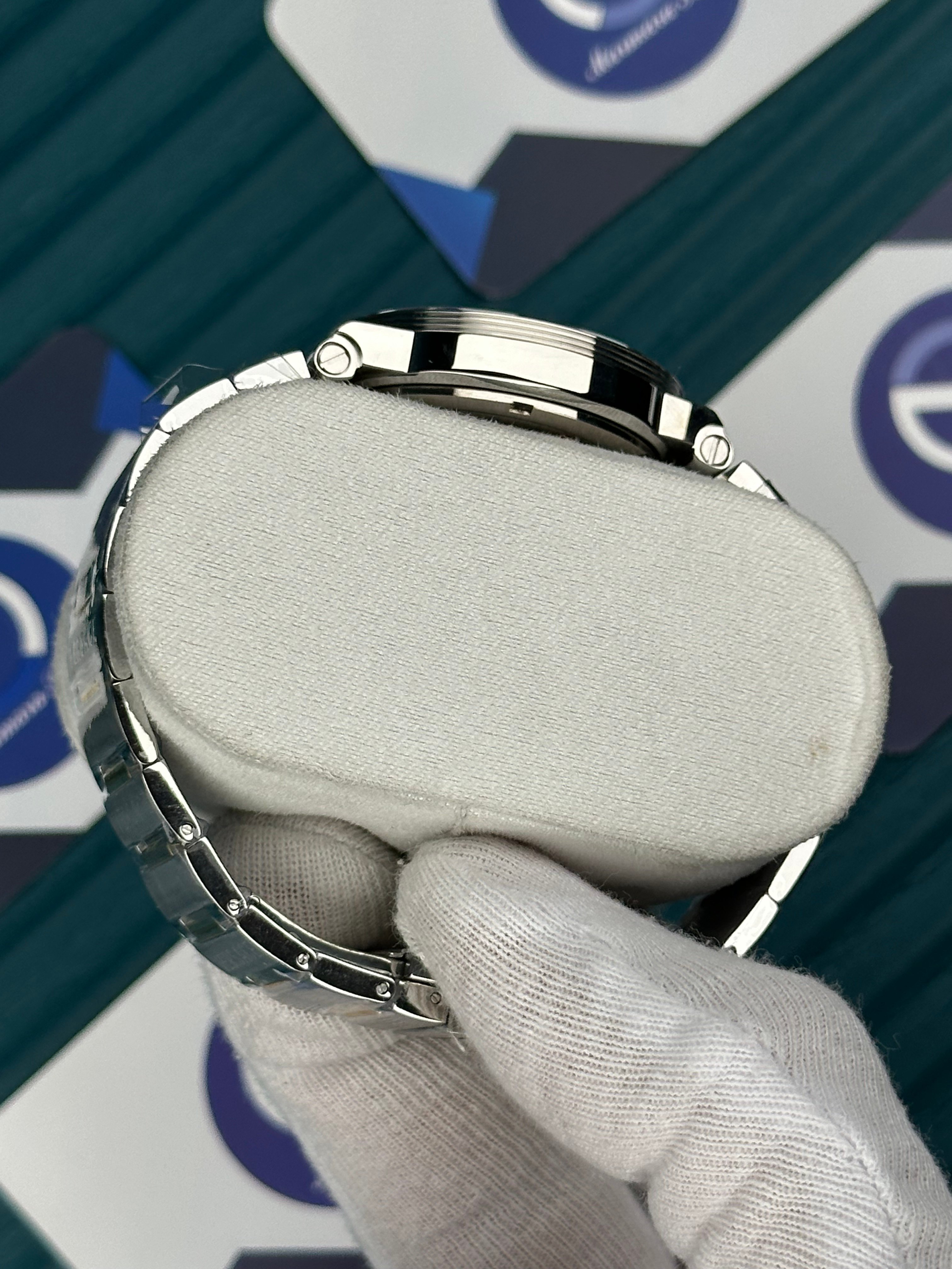 VERSACE 36 WHITE DIAL GOLD INDEX GOLD-SILVER JUBILE