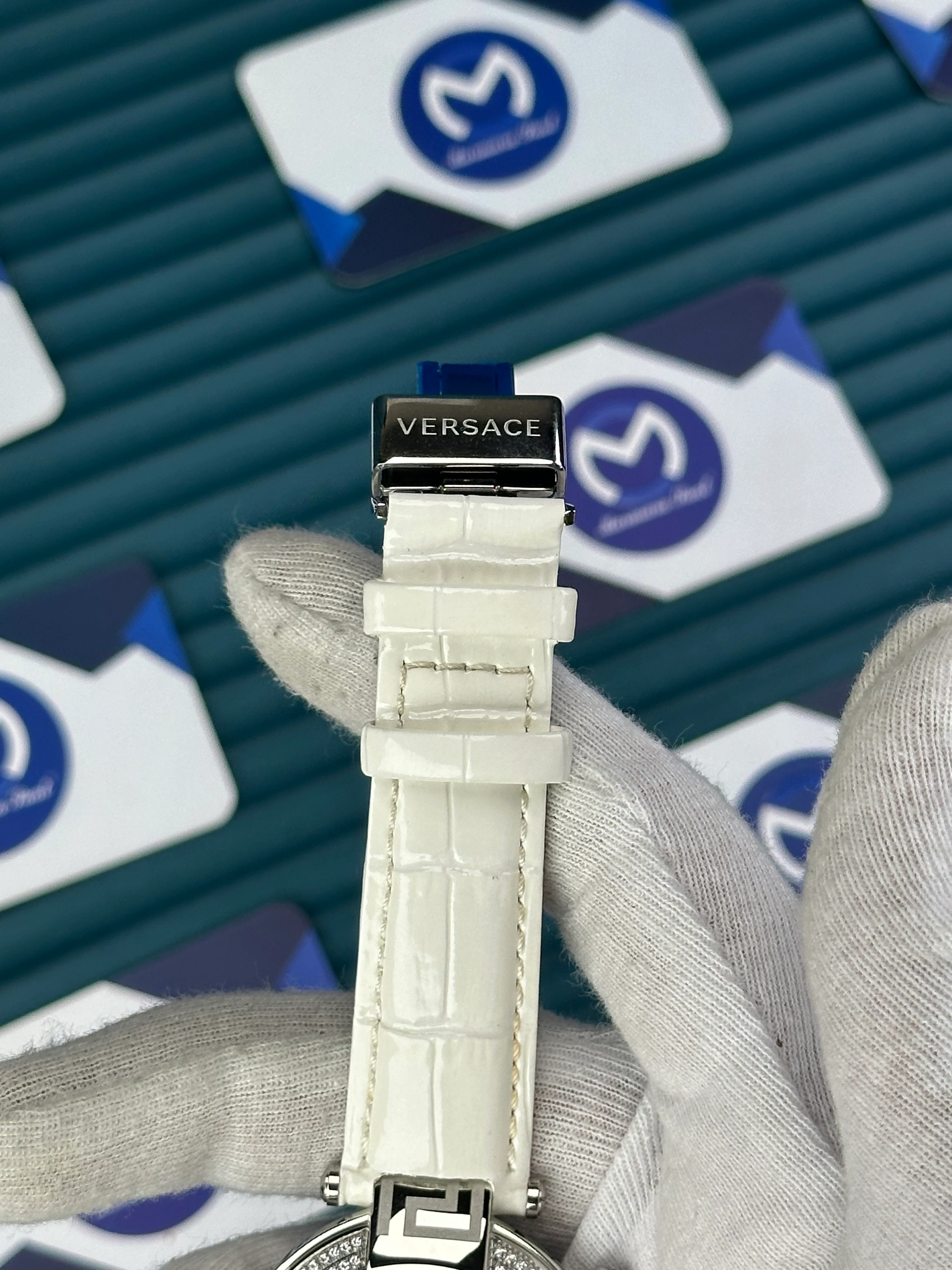 VERSACE 38 WHITE DIAL DIAMOND BEZEL SILVER CASE CHRONOGRAPH WHITE LEATHER CORD