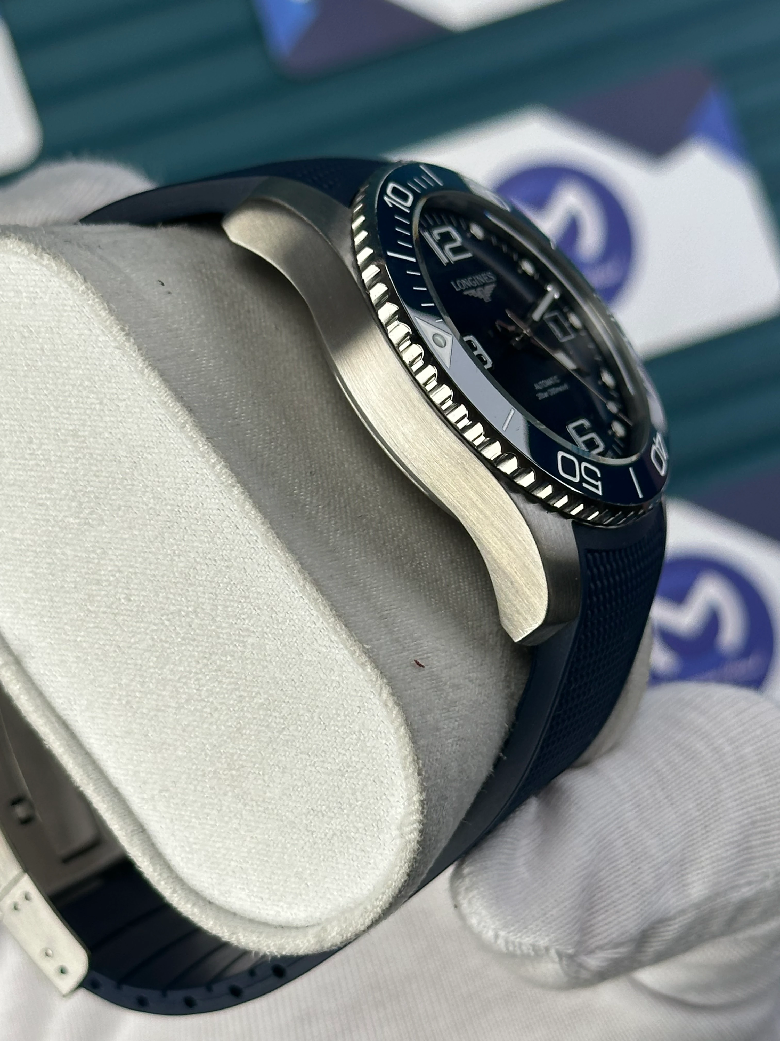 LONGINES HYDROCONQUEST AUTOMATIC BLUE DIAL BLUE RUBBER 