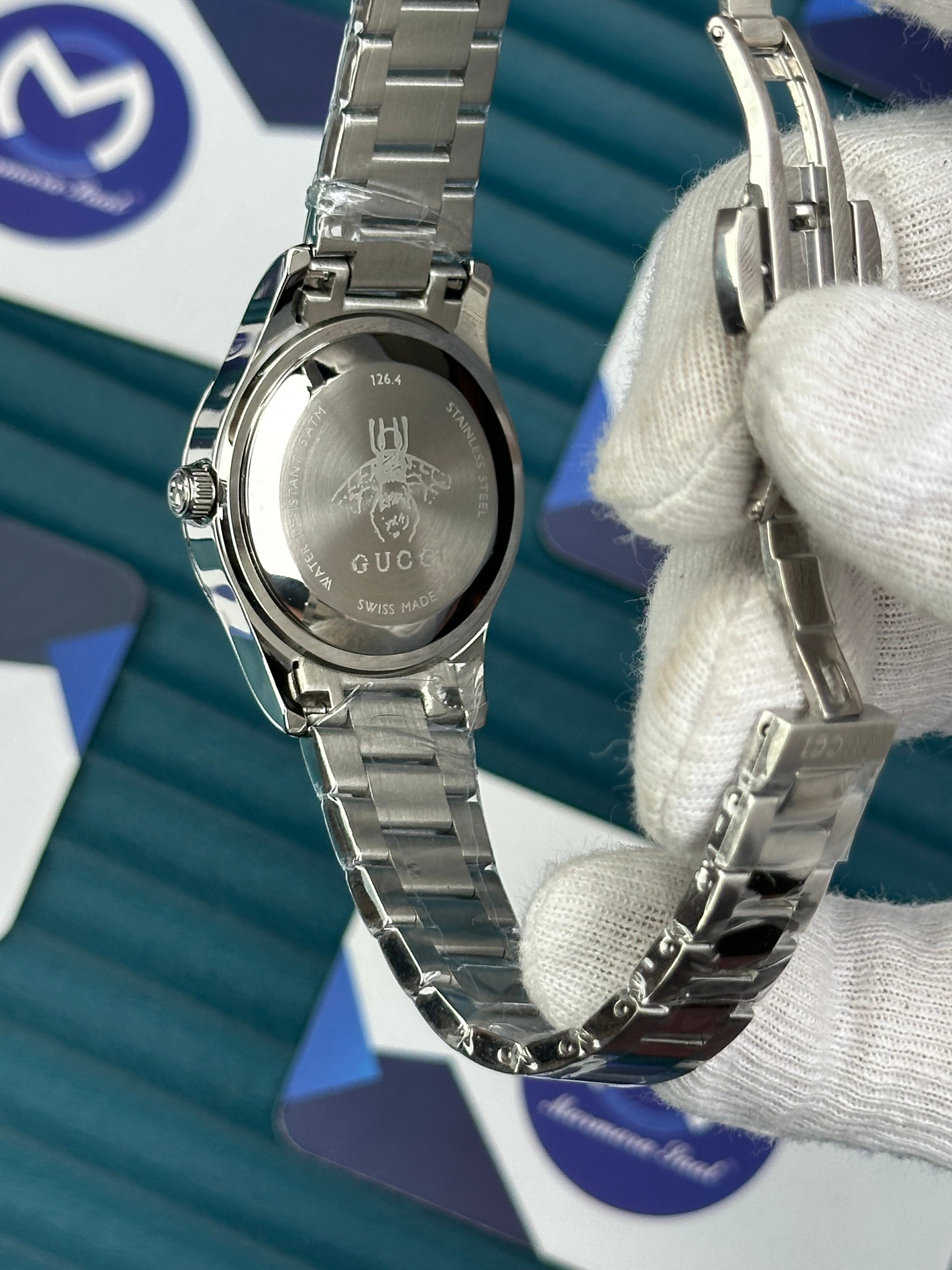 GUCCI WOMAN BLACK DIAL BUTTERFLY MOTIF SILVER