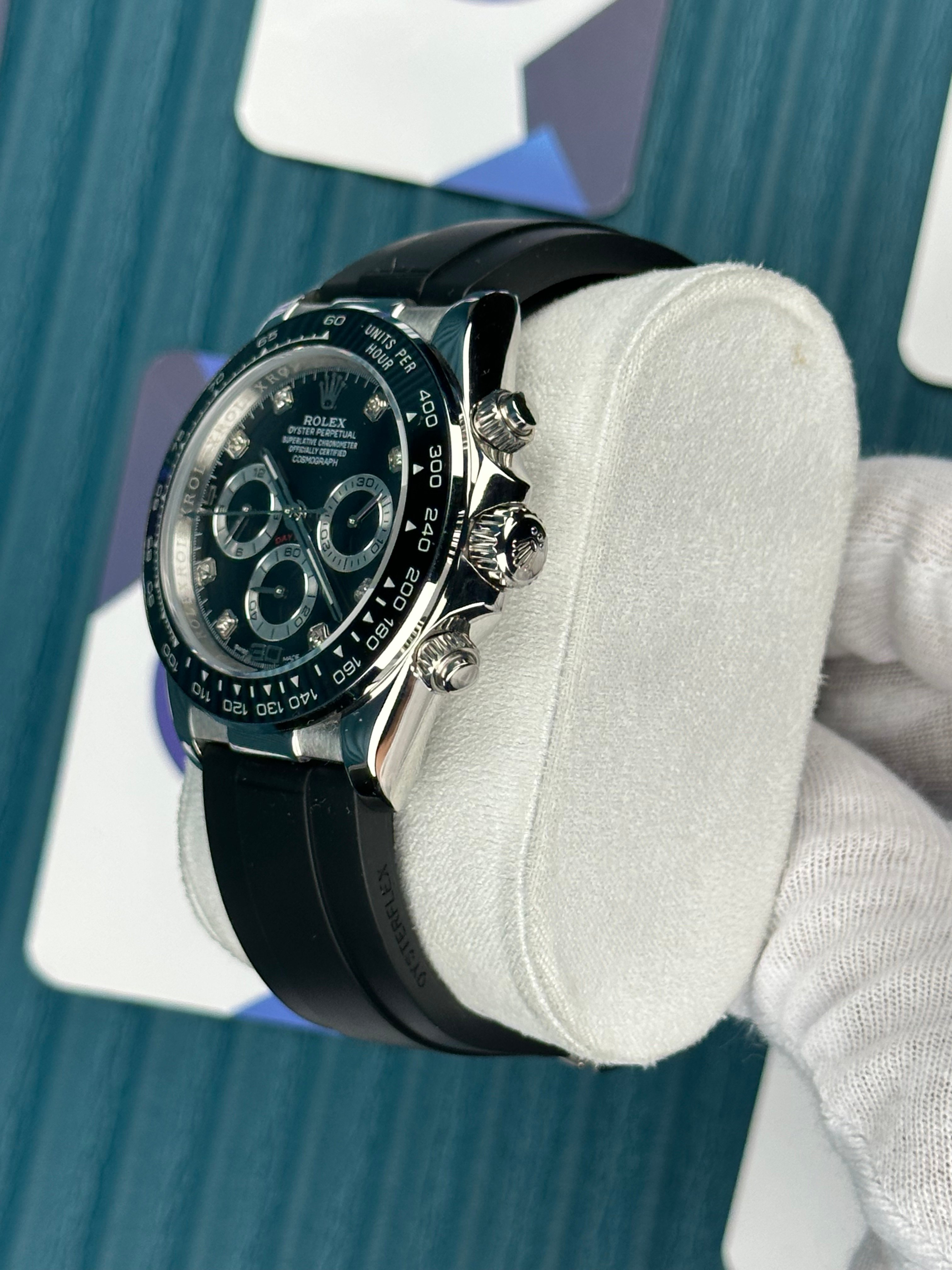 ROLEX DAYTONA BLACK DIAL DIAMOND INDEX SILVER CASE OYSTERFLEX