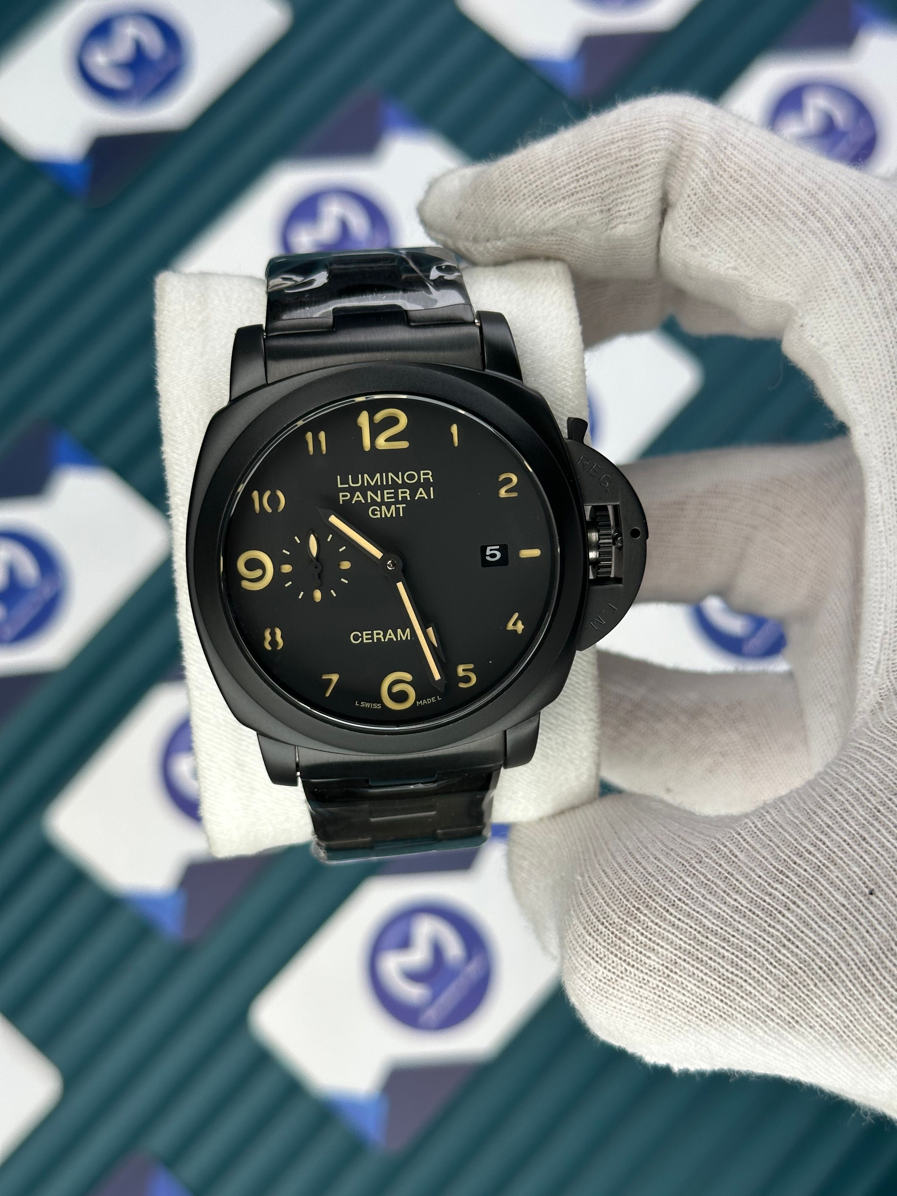 LUMINOR PANERAI GMT BLACK CERAMIC