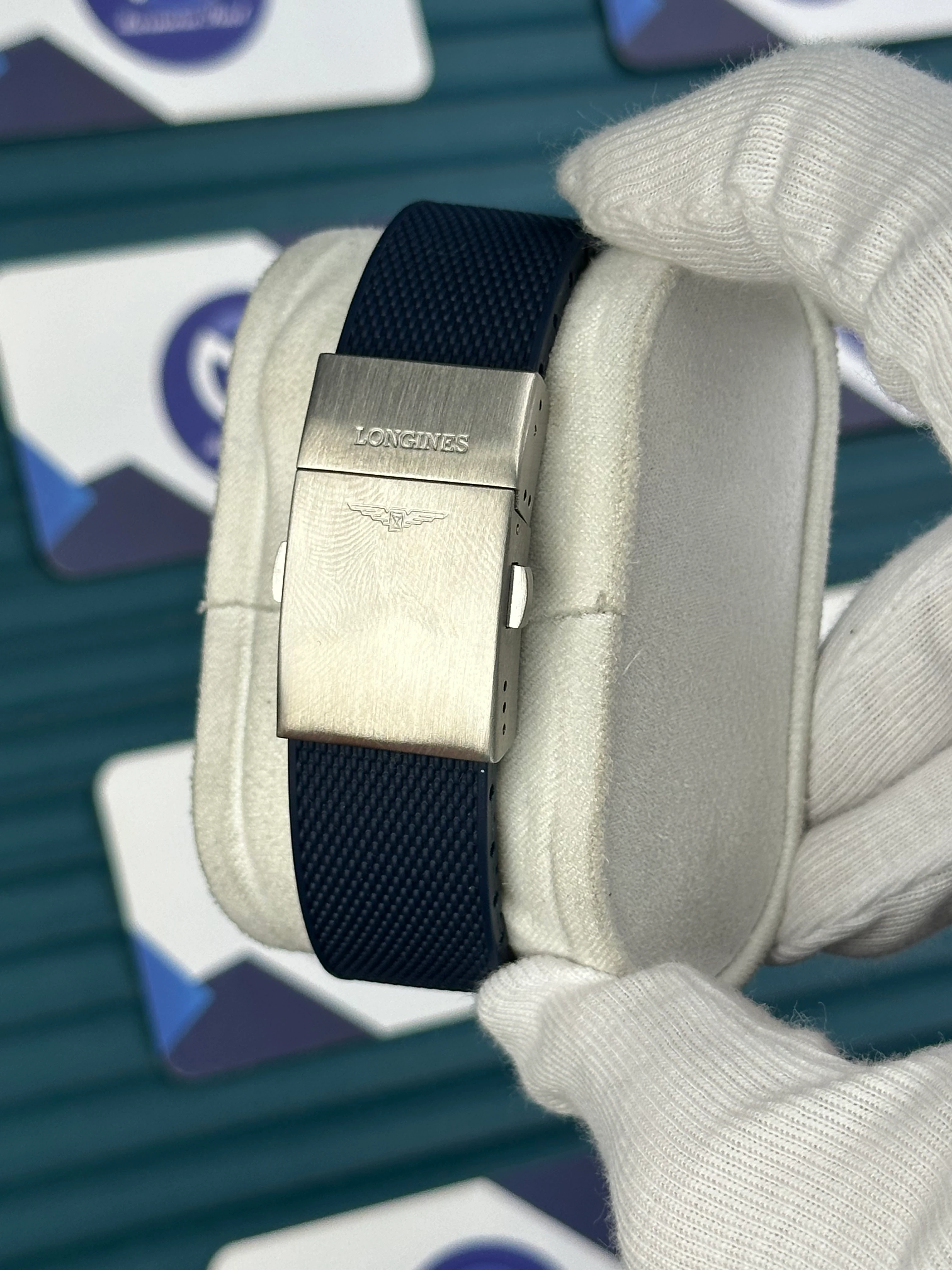 LONGINES HYDROCONQUEST AUTOMATIC BLUE DIAL BLUE RUBBER 