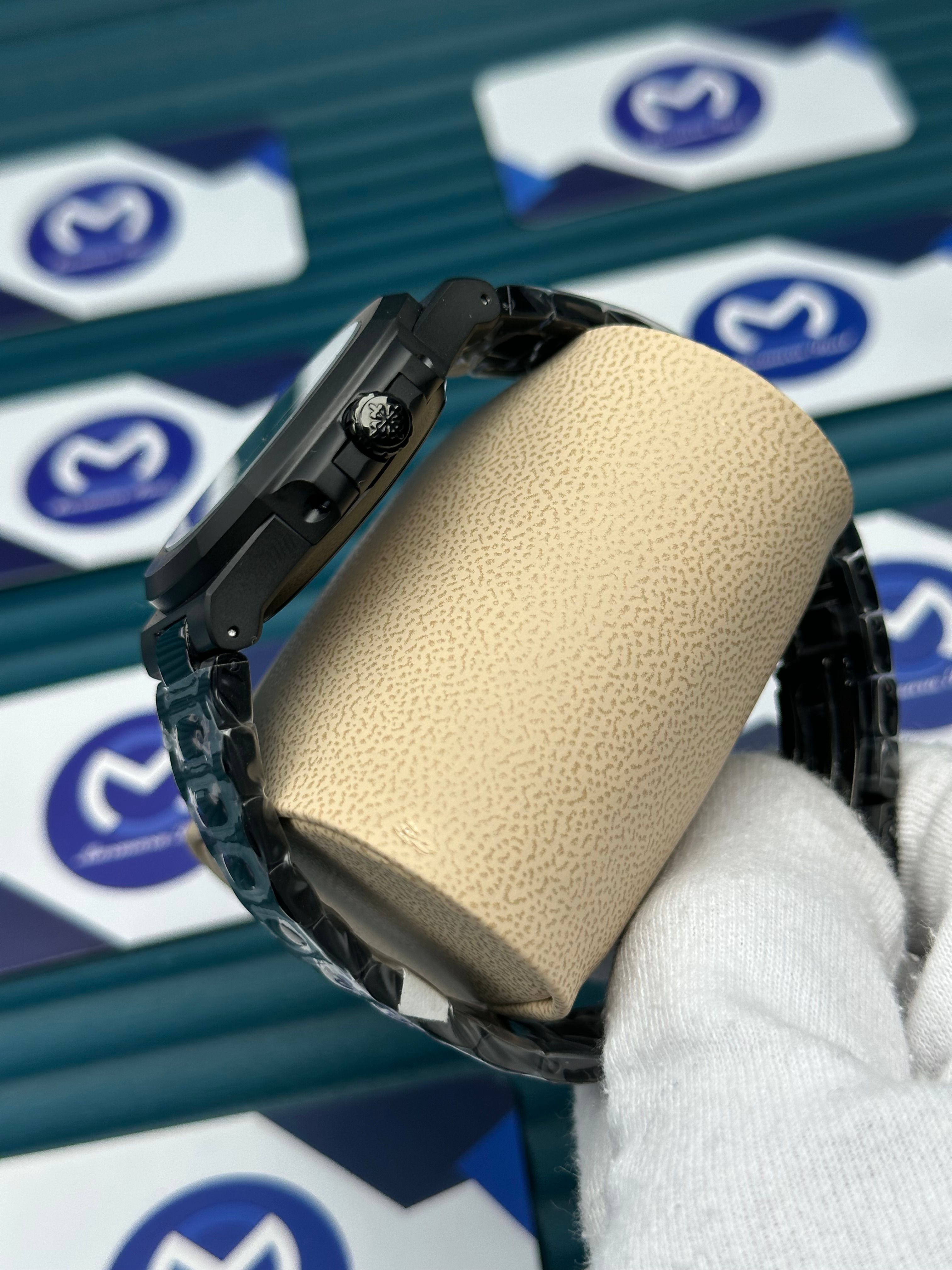 Patek Philippe Siyah Kordon Gri Kadran Kırmızı İndeks