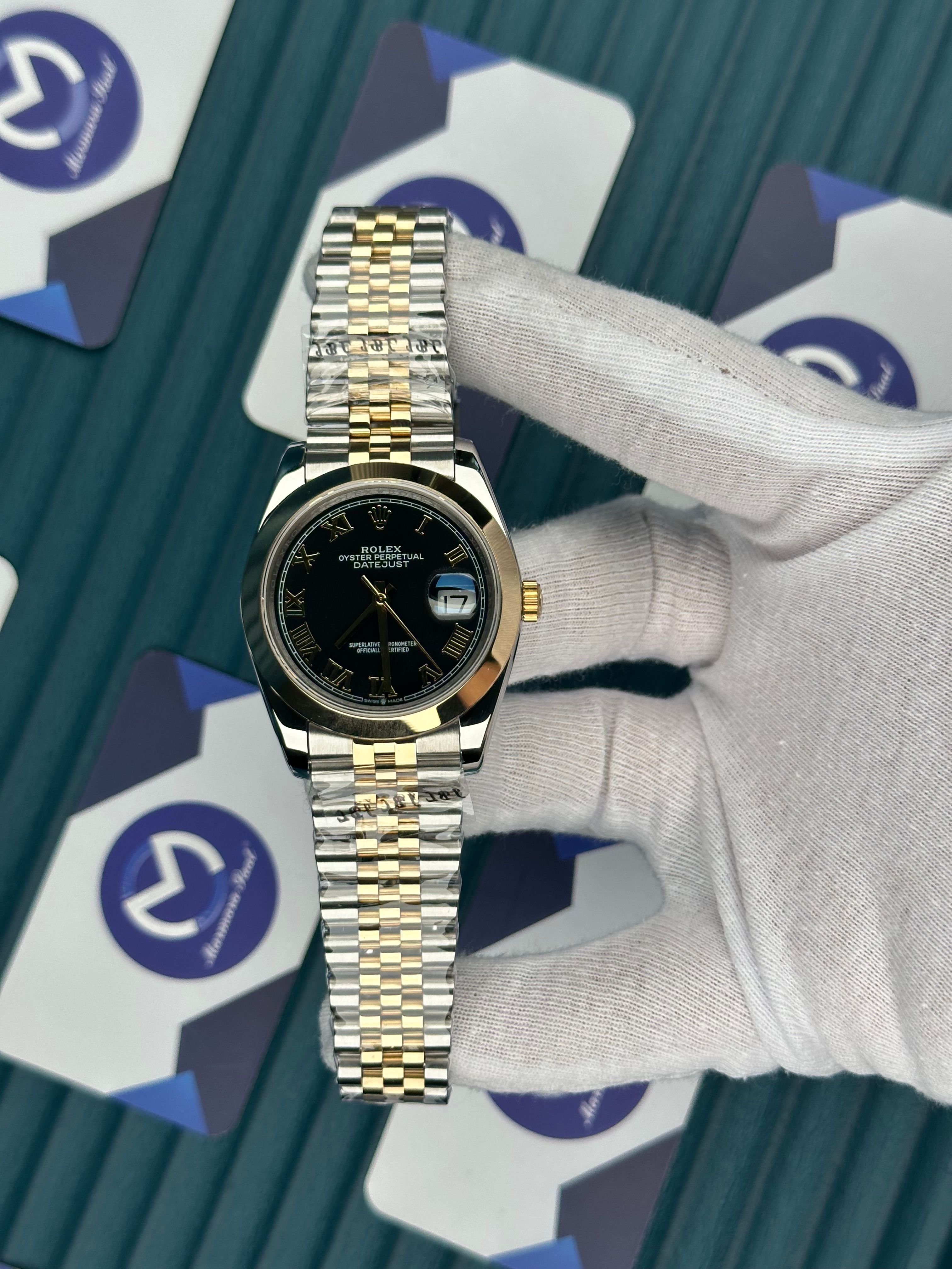 ROLEX DATEJUST OVAL BEZEL BLACK DIAL GOLD ROMA INDEX  GOLD-SILVER JUBILE
