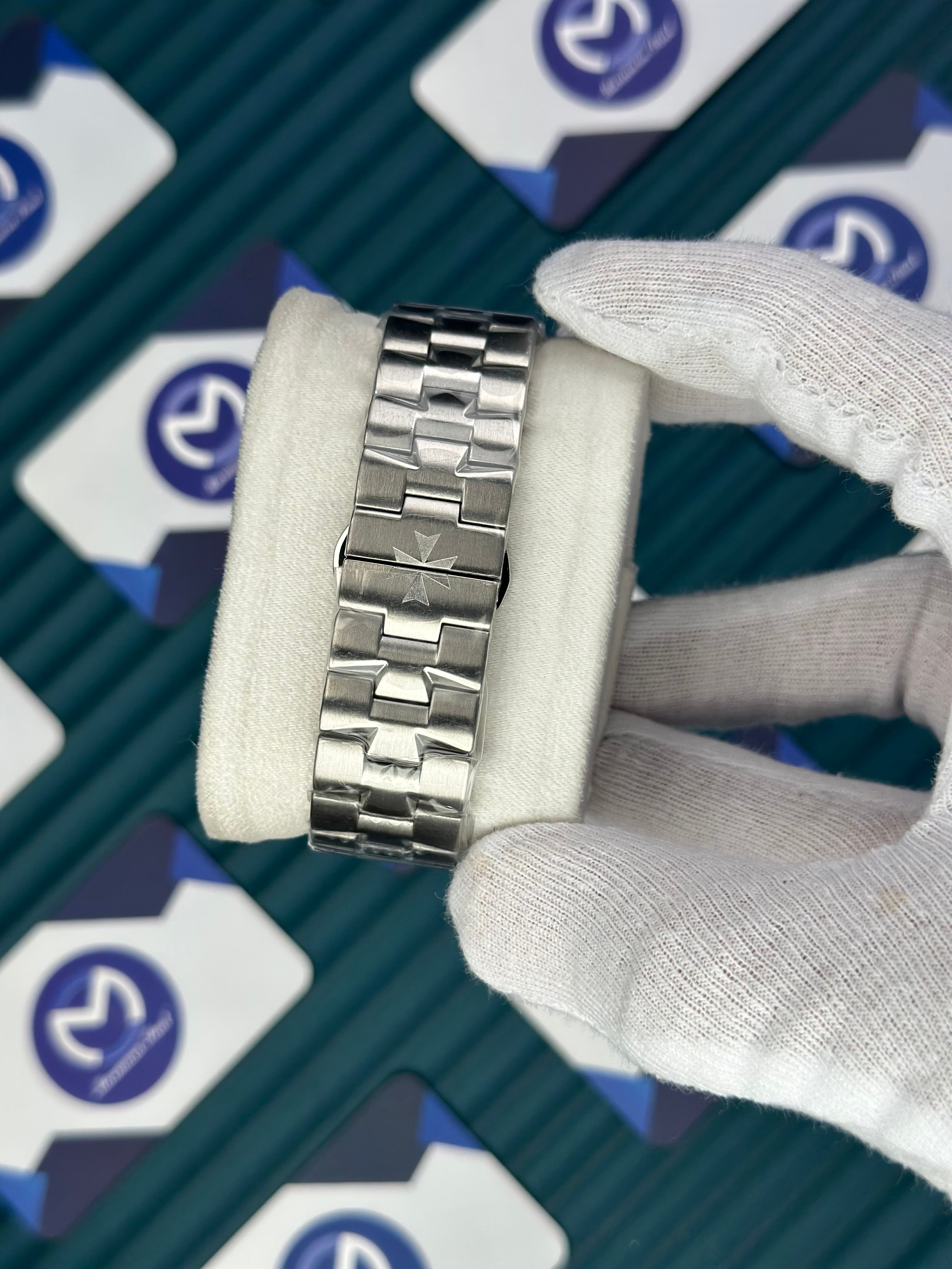 VACHERON CONSTANTIN GREEN OVERSEAS DUAL TIME SILVER