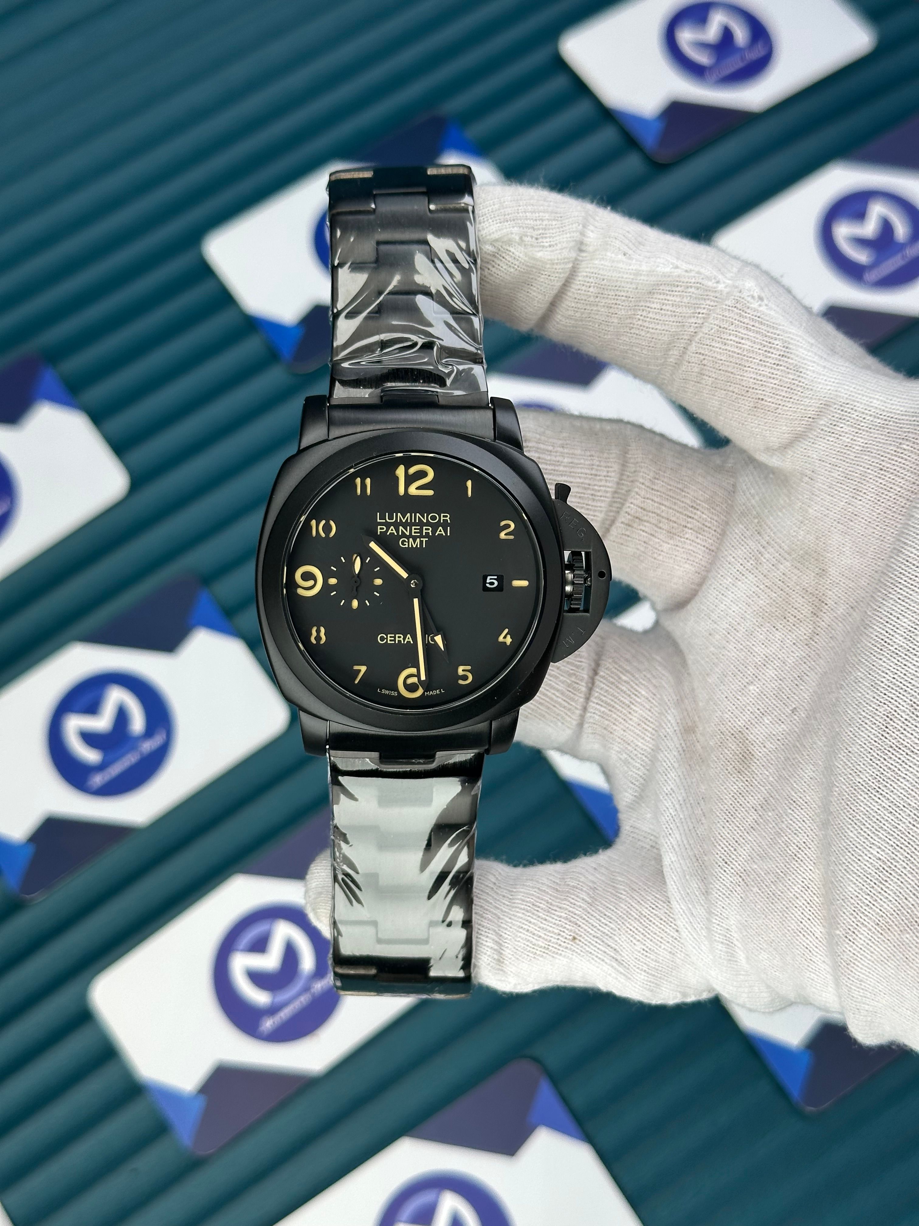 LUMINOR PANERAI GMT BLACK CERAMIC