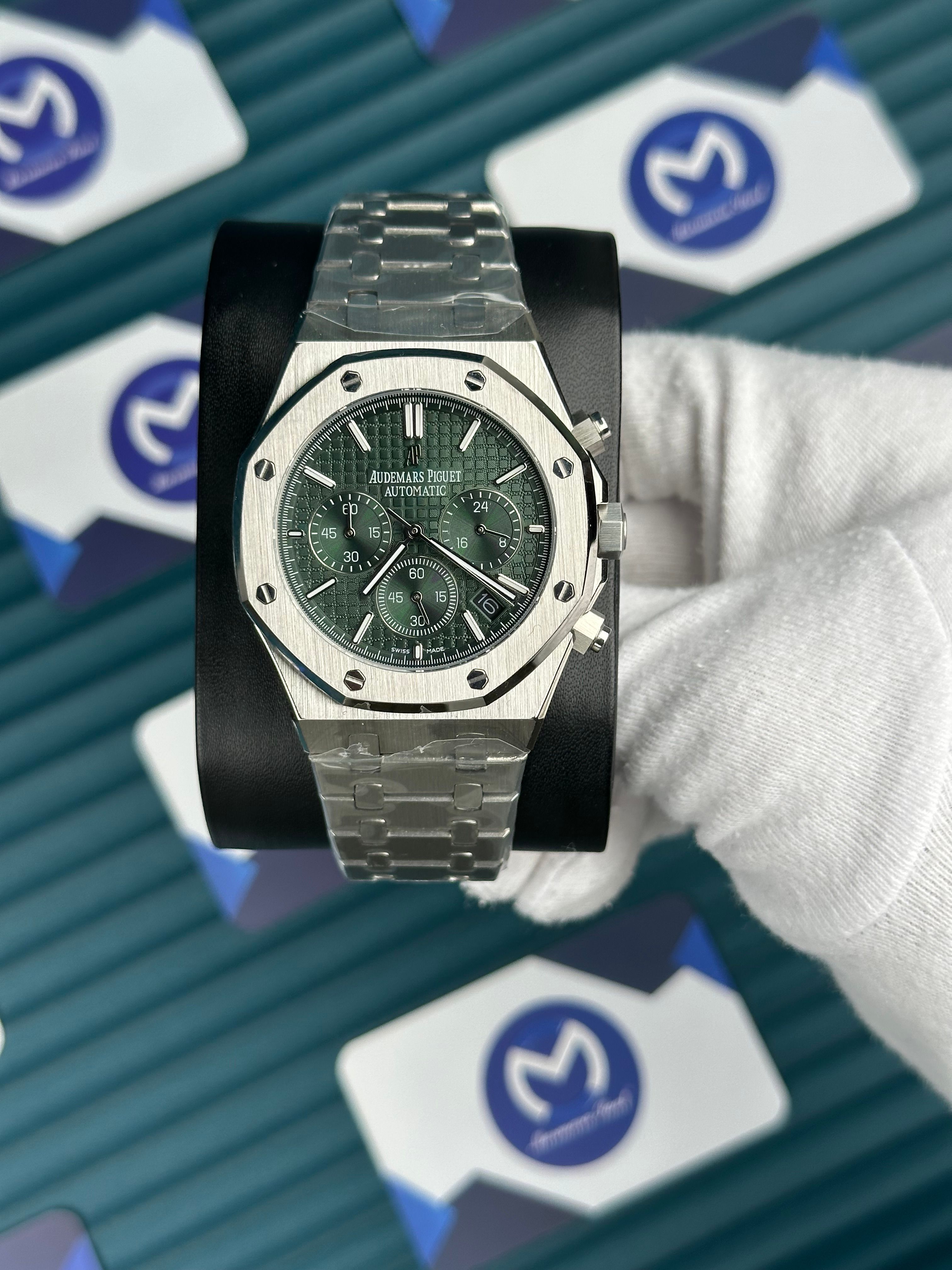 Audemars Piguet Royal Oak Gümüş Kordon Yeşil Kadran Chronograph