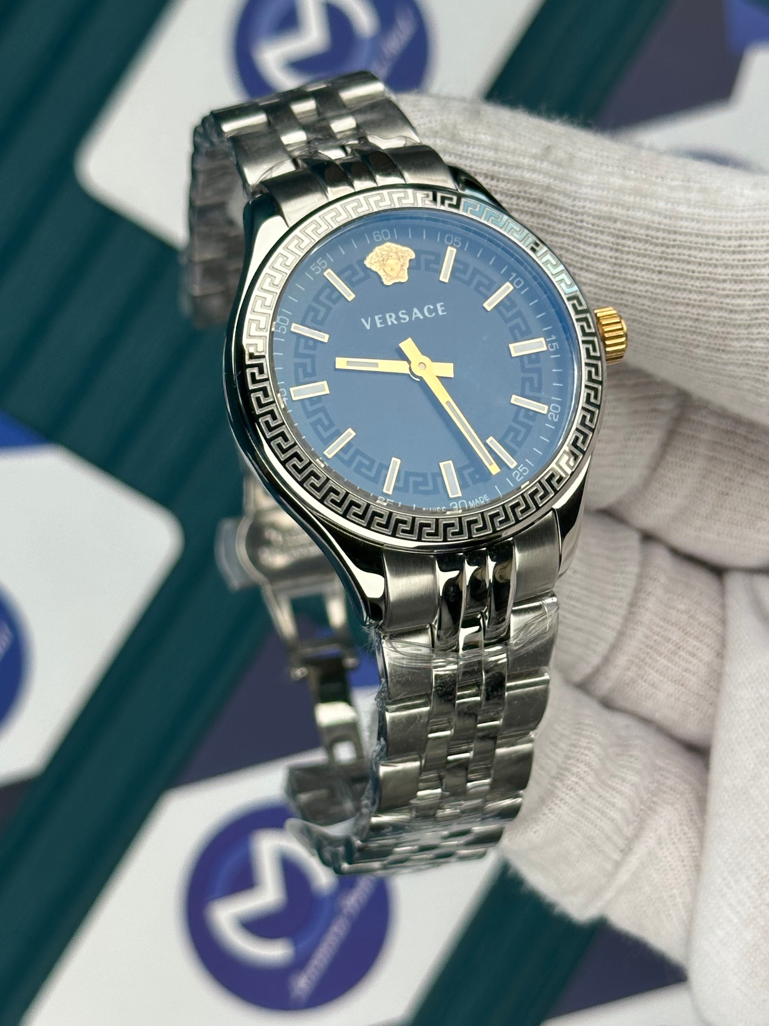 VERSACE 36 BLACK DIAL WHITE DETAIL SILVER JUBILEE