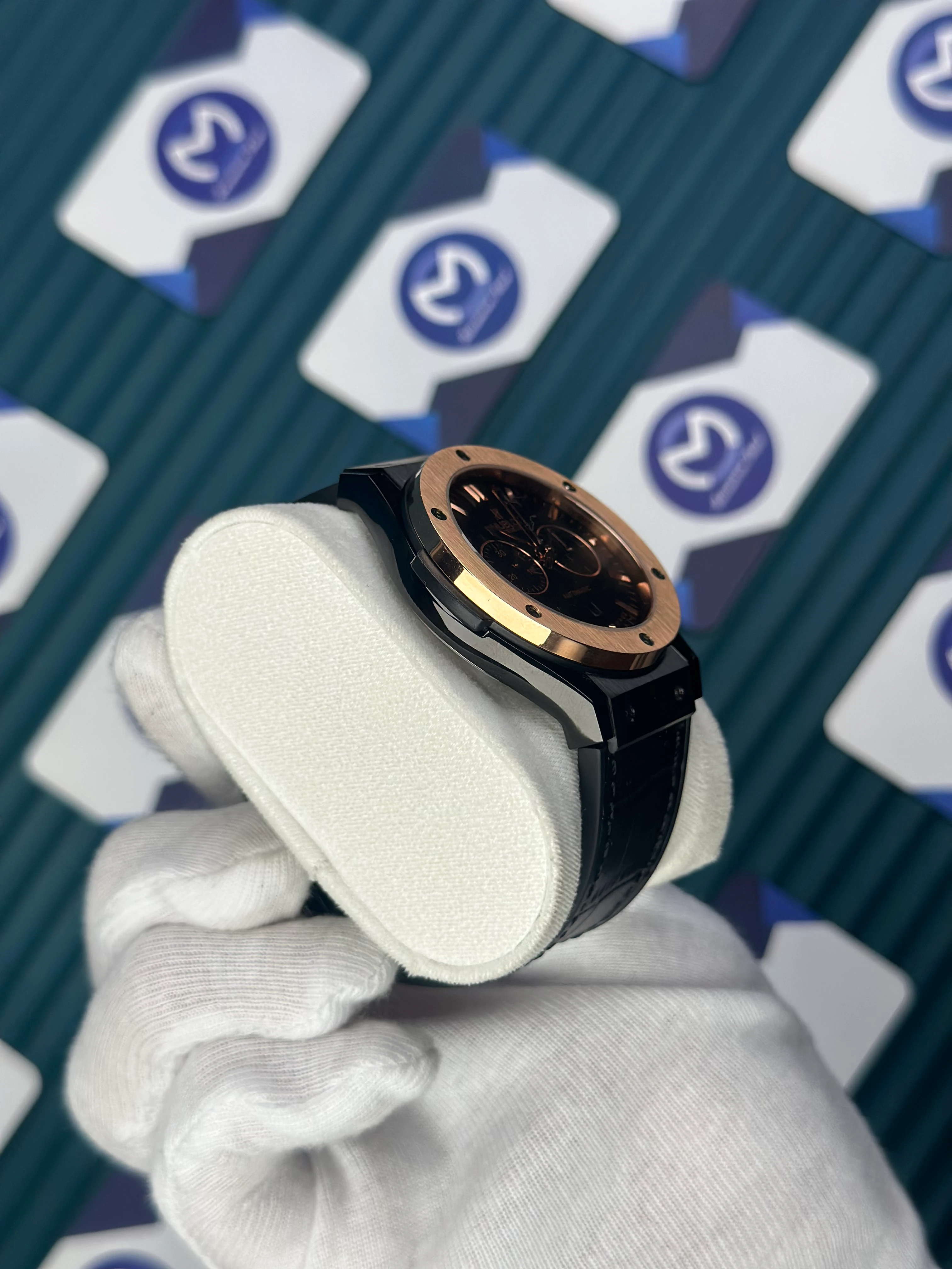 HUBLOT AUTOMATIC BLACK CHRONOGRAPH DIAL ROSE CASE BLACK CASE BLACK LEATHER CORD 