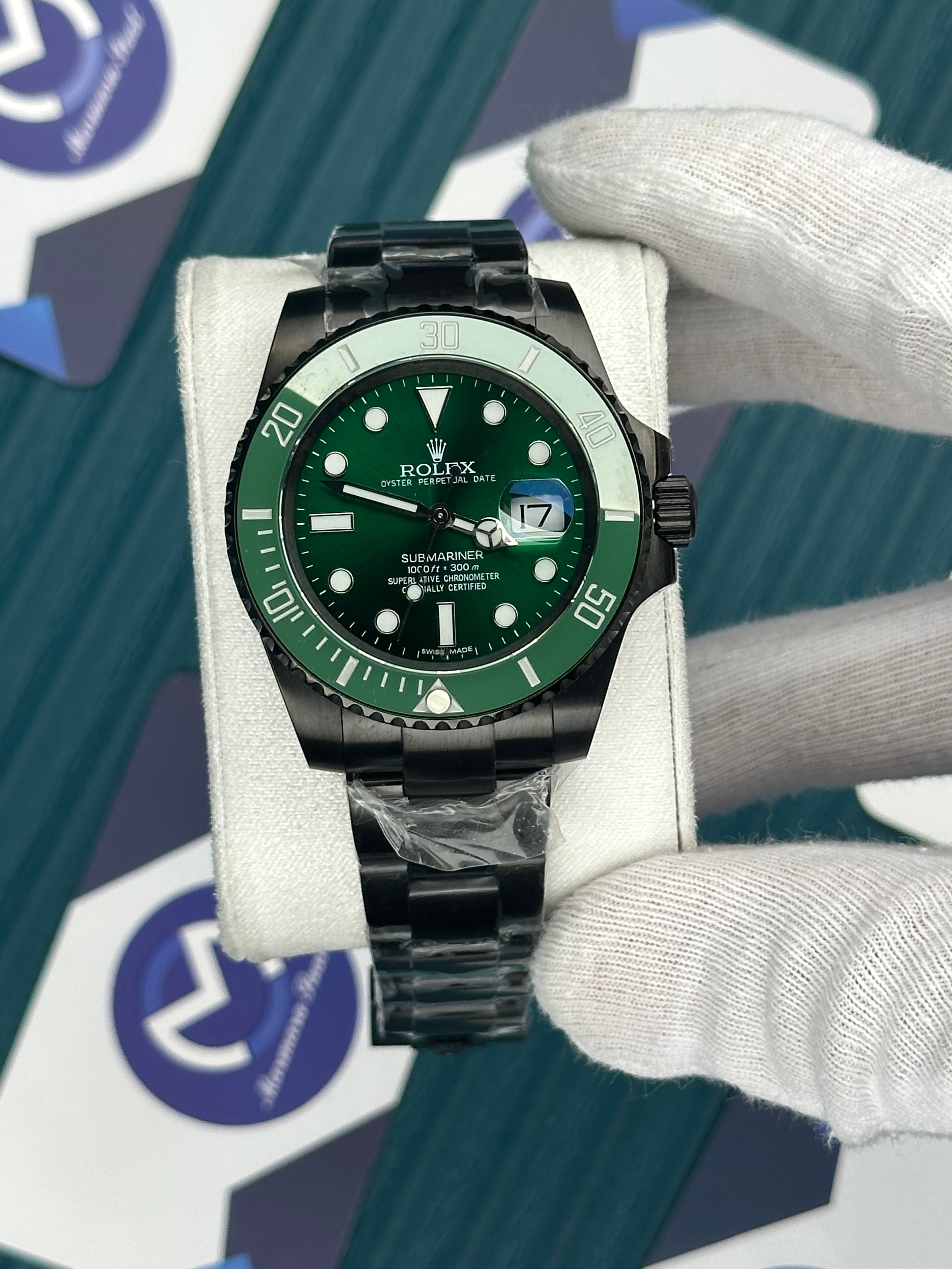 ROLEX SUBMARINER GREEN DIAL BLACK OYSTER