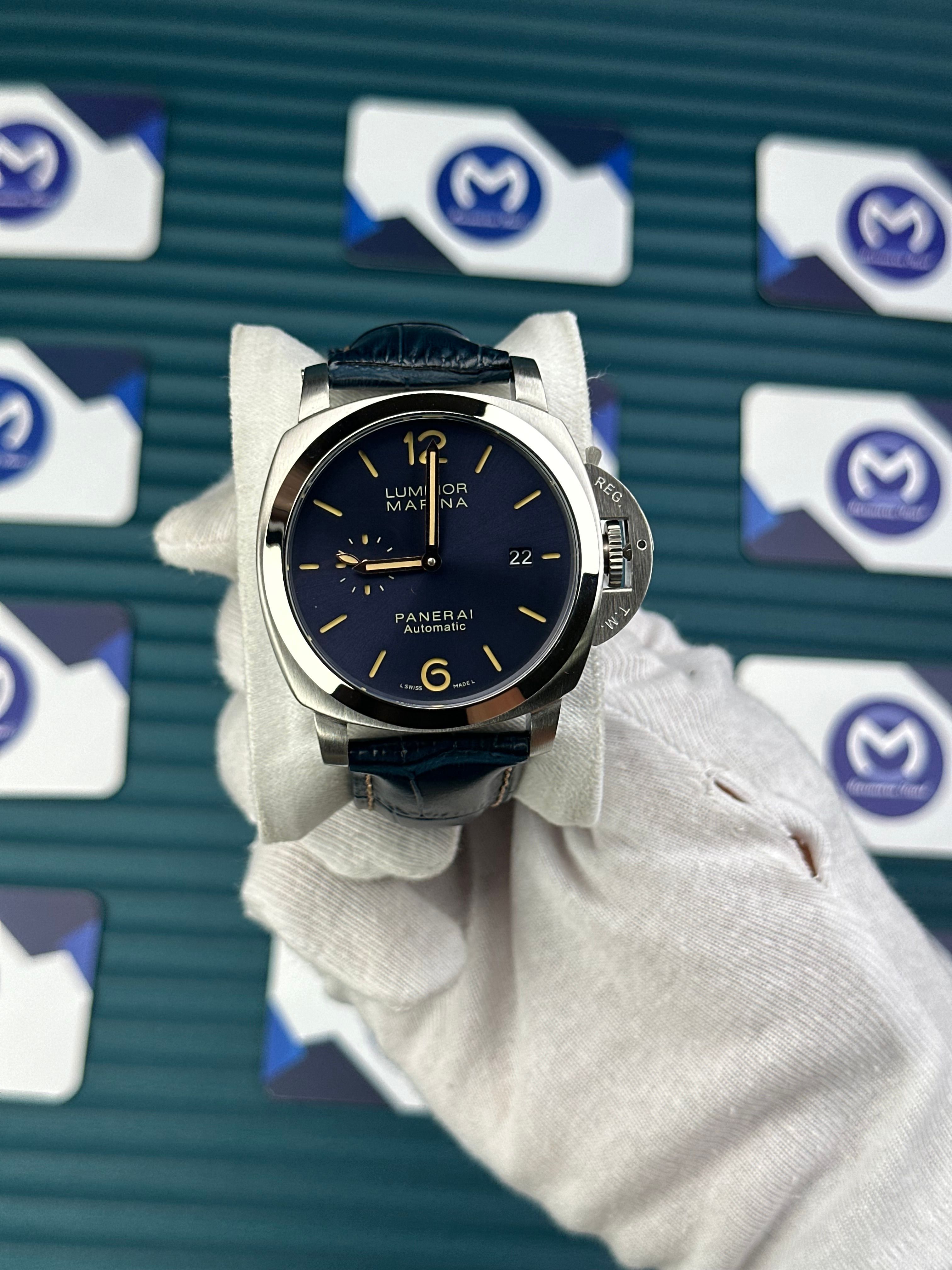 LUMINOR MARINA PANERAI SILVER CASE BLUE DIAL NAVY BLUE LEATHER CORD