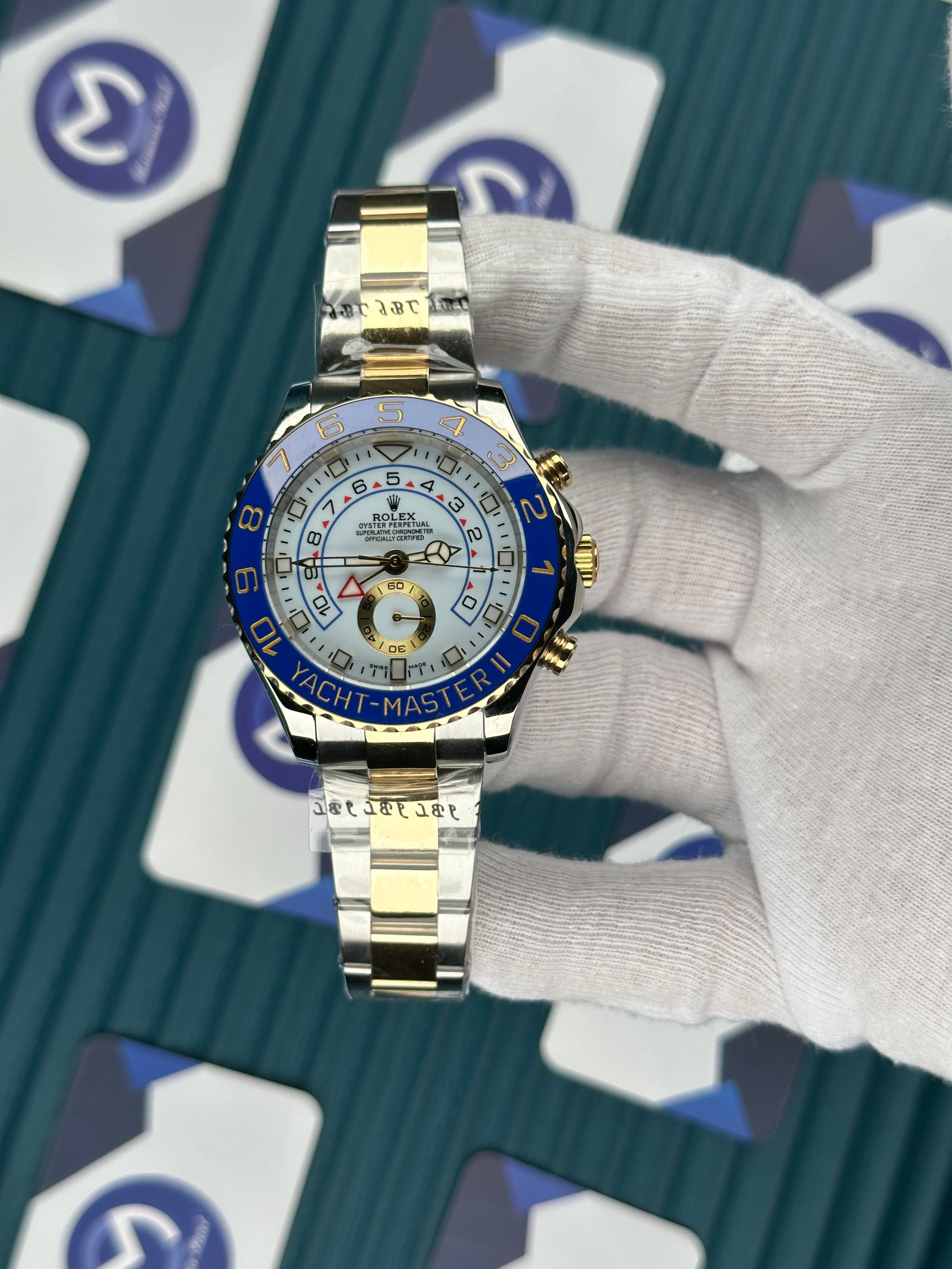 ROLEX YACHT-MASTER WHITE BLUE DIAL GOLD-SILVER OYSTER