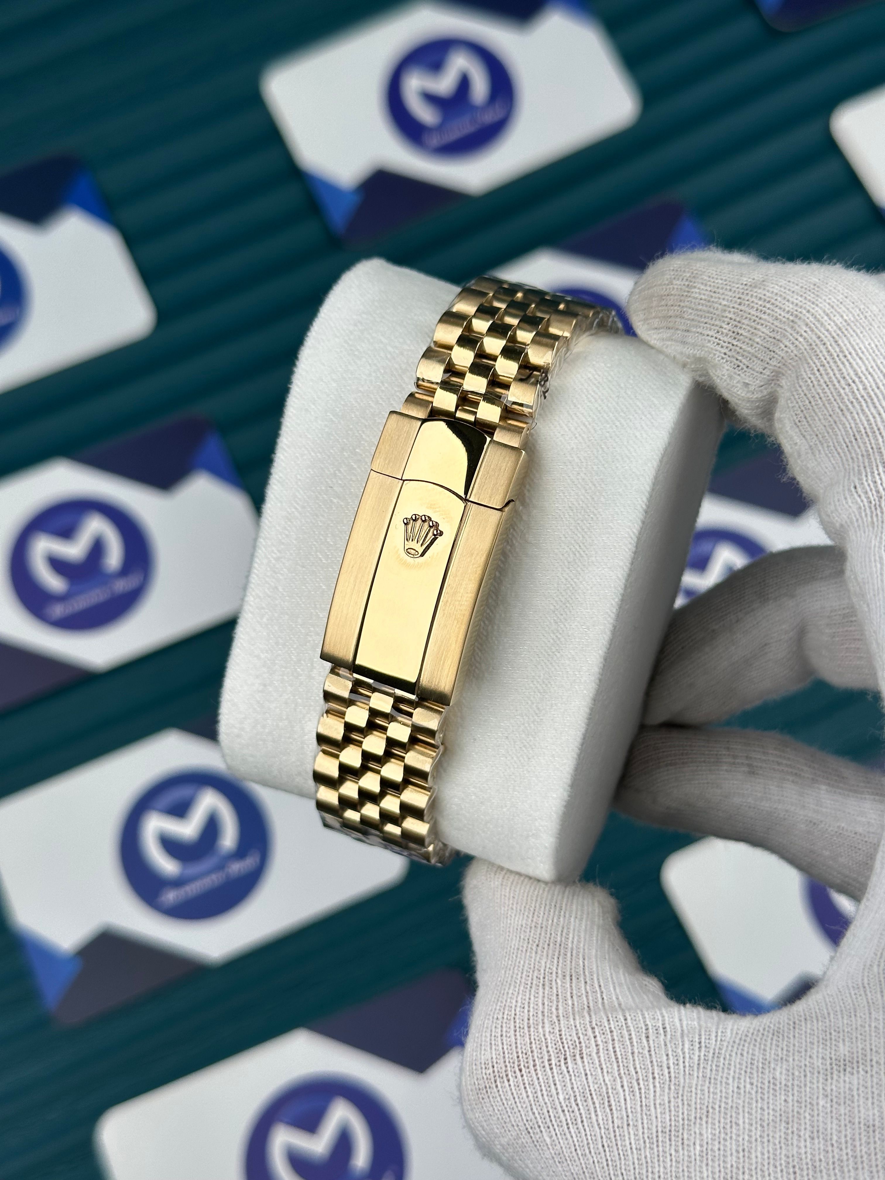 ROLEX DAY-DATE GOLD DIAL DIAMOND INDEX GOLD JUBILE