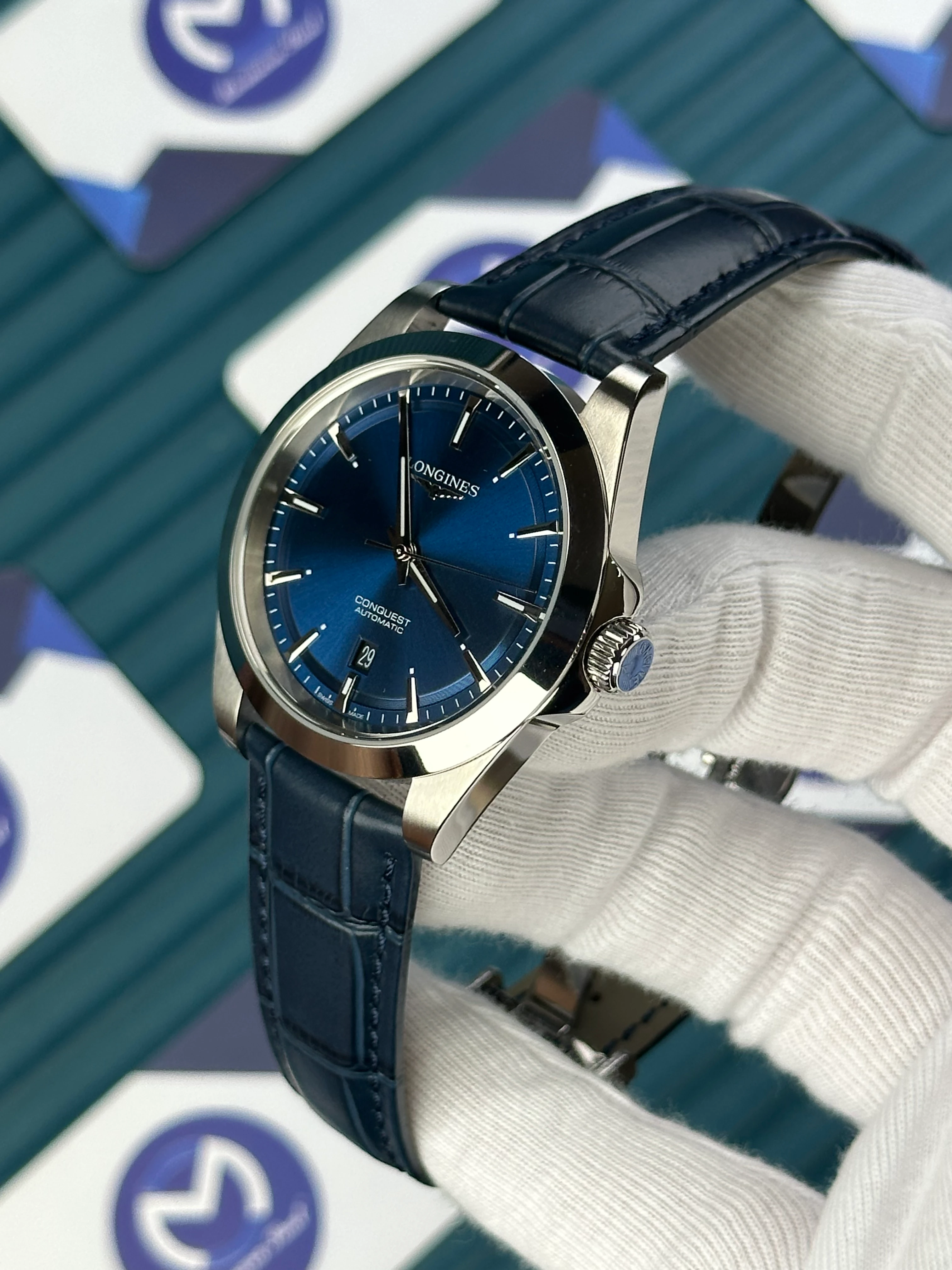 LONGINES CONQUEST AUTOMATIC BLUE DIAL SILVER CASE BLUE LEATHER 