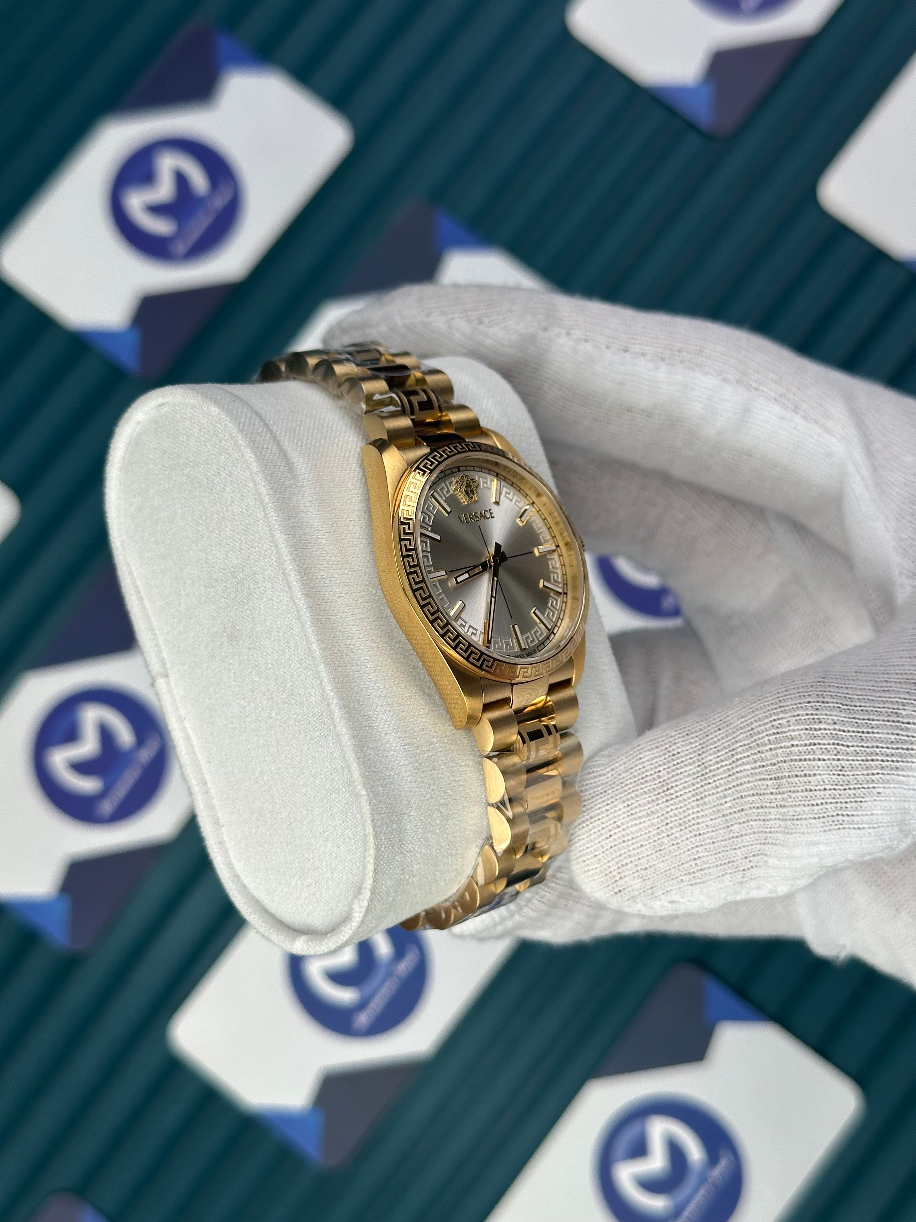 VERSACE 32 MM WHITE DIAL MILLENYIUM GENT GOLD