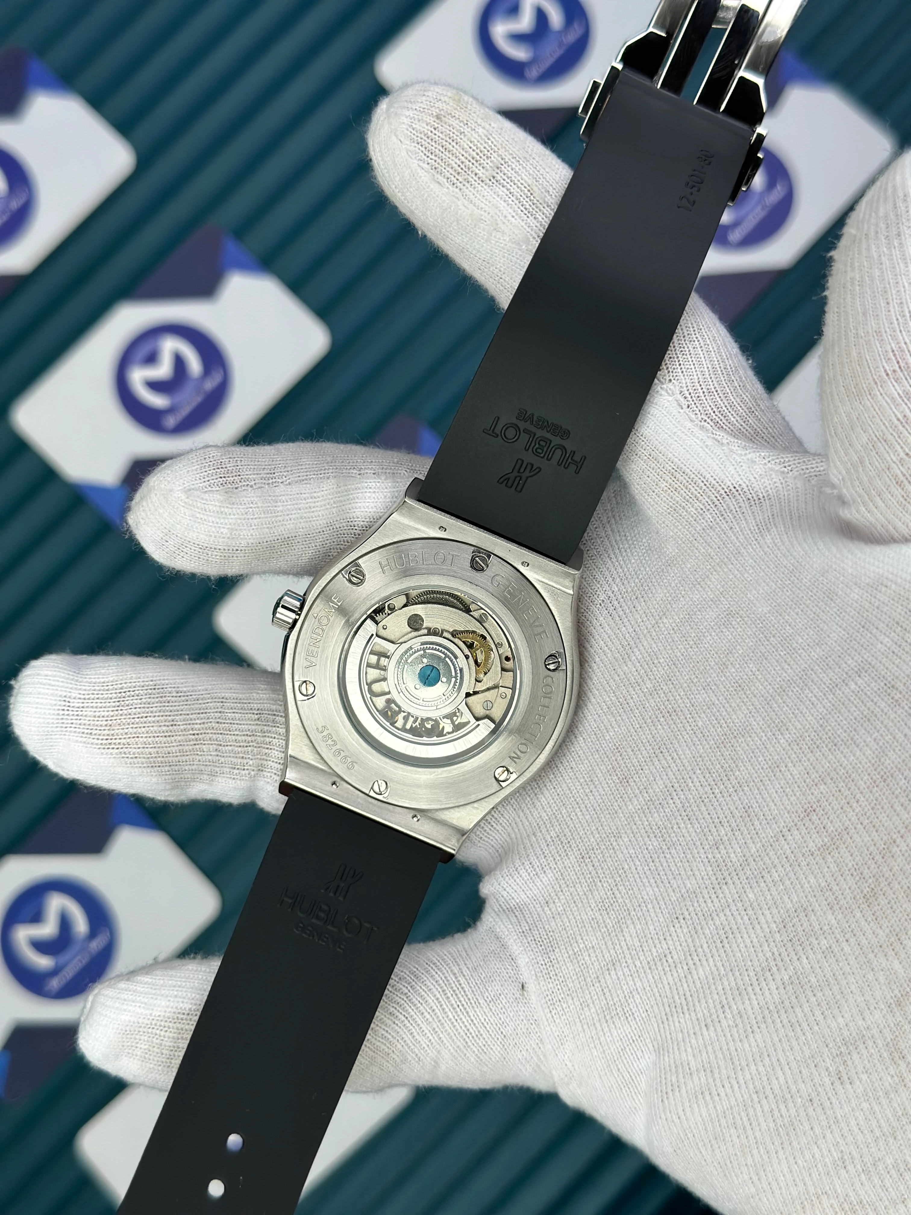 HUBLT GENEVE AUTOMATIC VENDOME BLACK DIAL SILVER CASE BLACK RUBBER CORD 