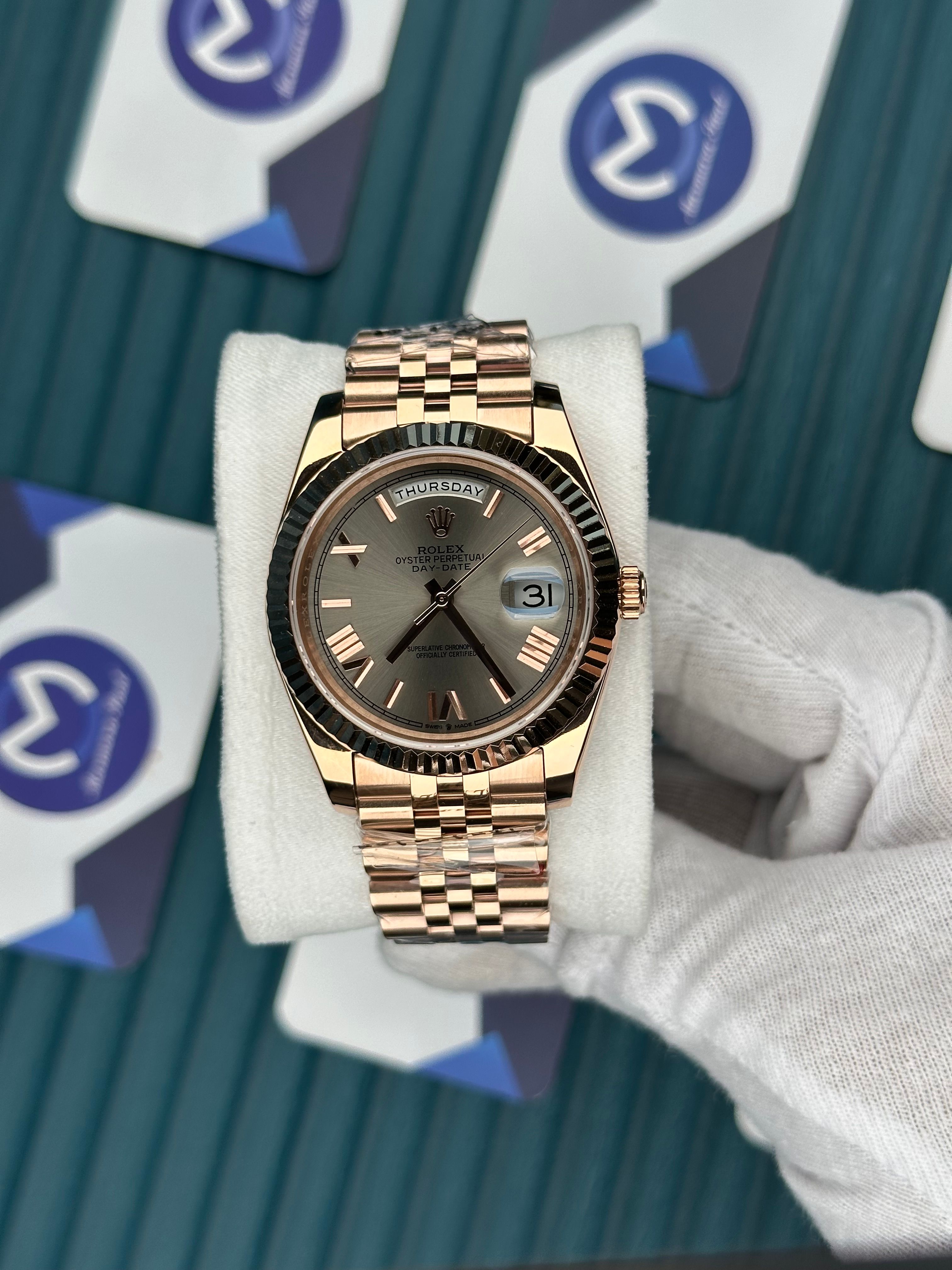 ROLEX DAY-DATE GREY DIAL ROSE ROMA INDEX ROSE JUBILE