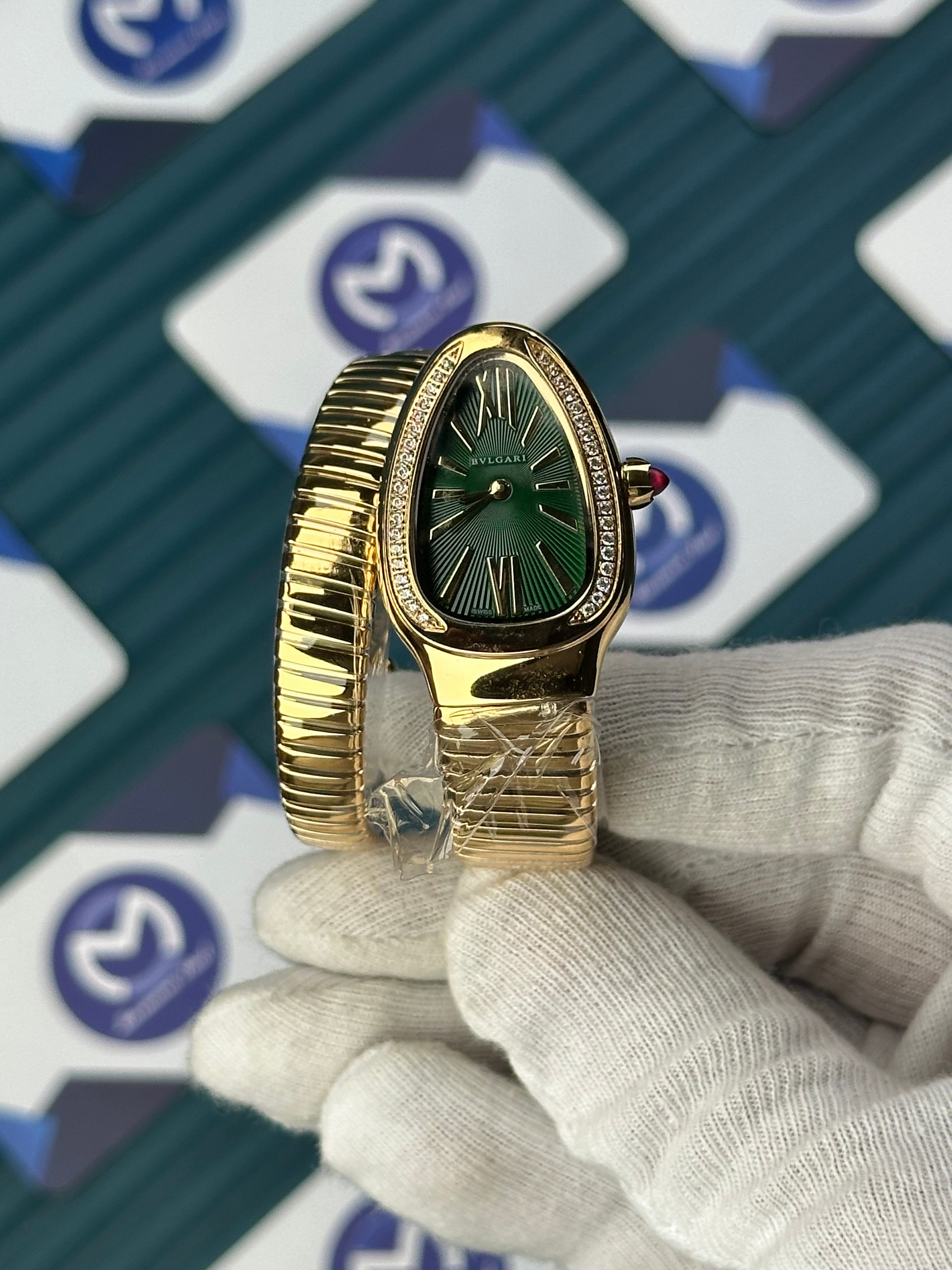 BVLGARI SERPENTI GREEN DIAL DIAMOND BEZEL GOLD SHORT TUBOGAS