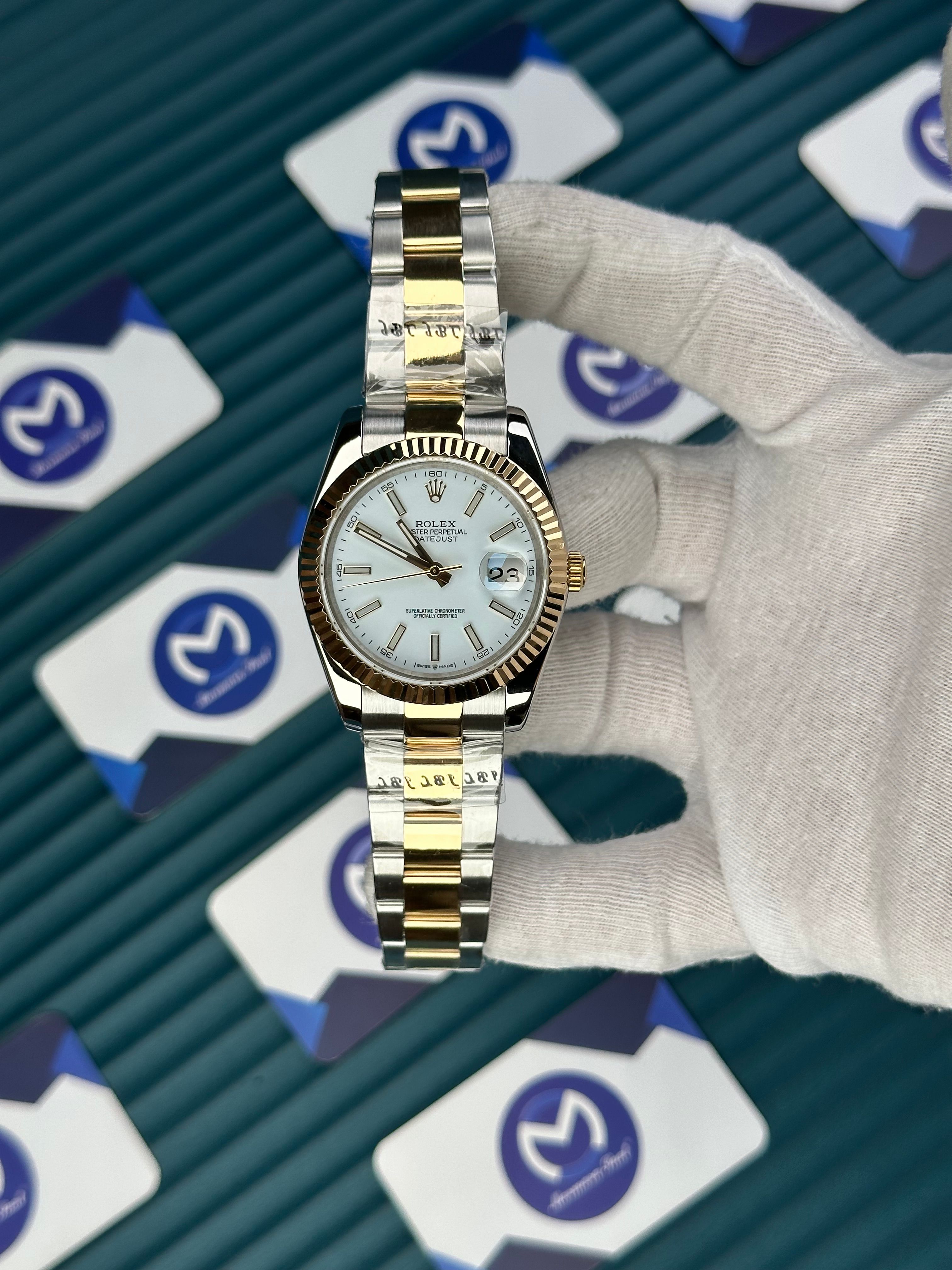 ROLEX DATEJUST WHITE DIAL GOLD-SILVER OYSTER