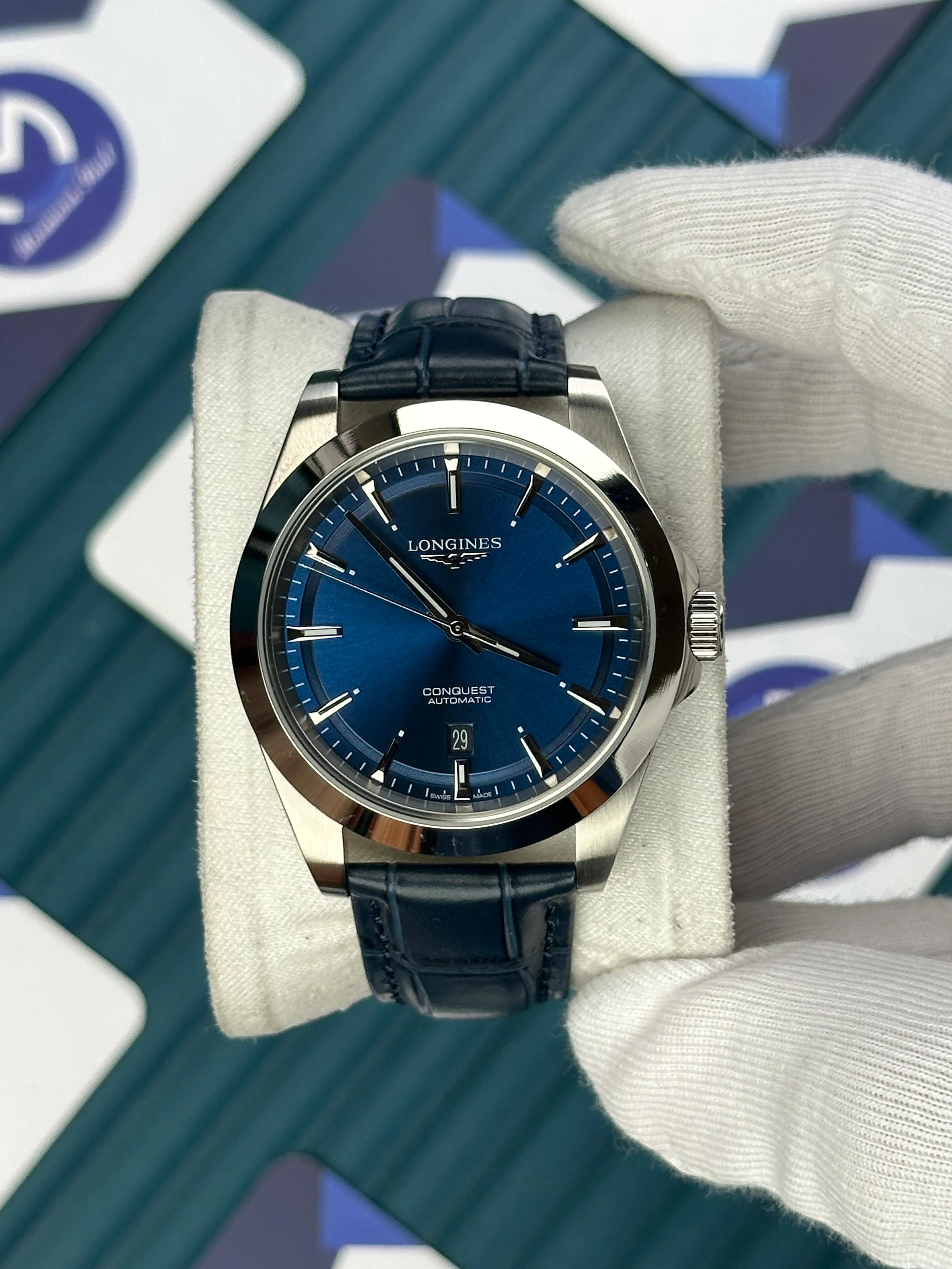 LONGINES CONQUEST AUTOMATIC BLUE DIAL SILVER CASE BLUE LEATHER 